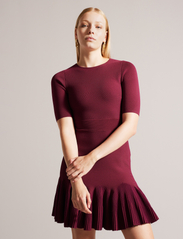 Ted Baker London - JOSAFEE - knitted dresses - 40 dk-red - 4