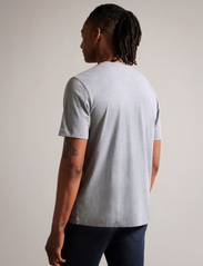 Ted Baker London - TYWINN - basic t-shirts - 05 grey-marl - 5
