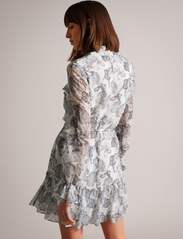 Ted Baker London - GIORGII - korta klänningar - 99 white - 5