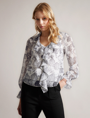 Ted Baker London - ANNIYE - blouses met lange mouwen - 99 white - 3
