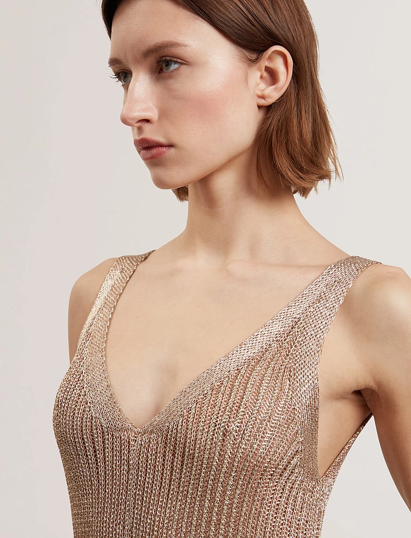 Ted Baker London - ALARNAA - stickade klänningar - gold - 4