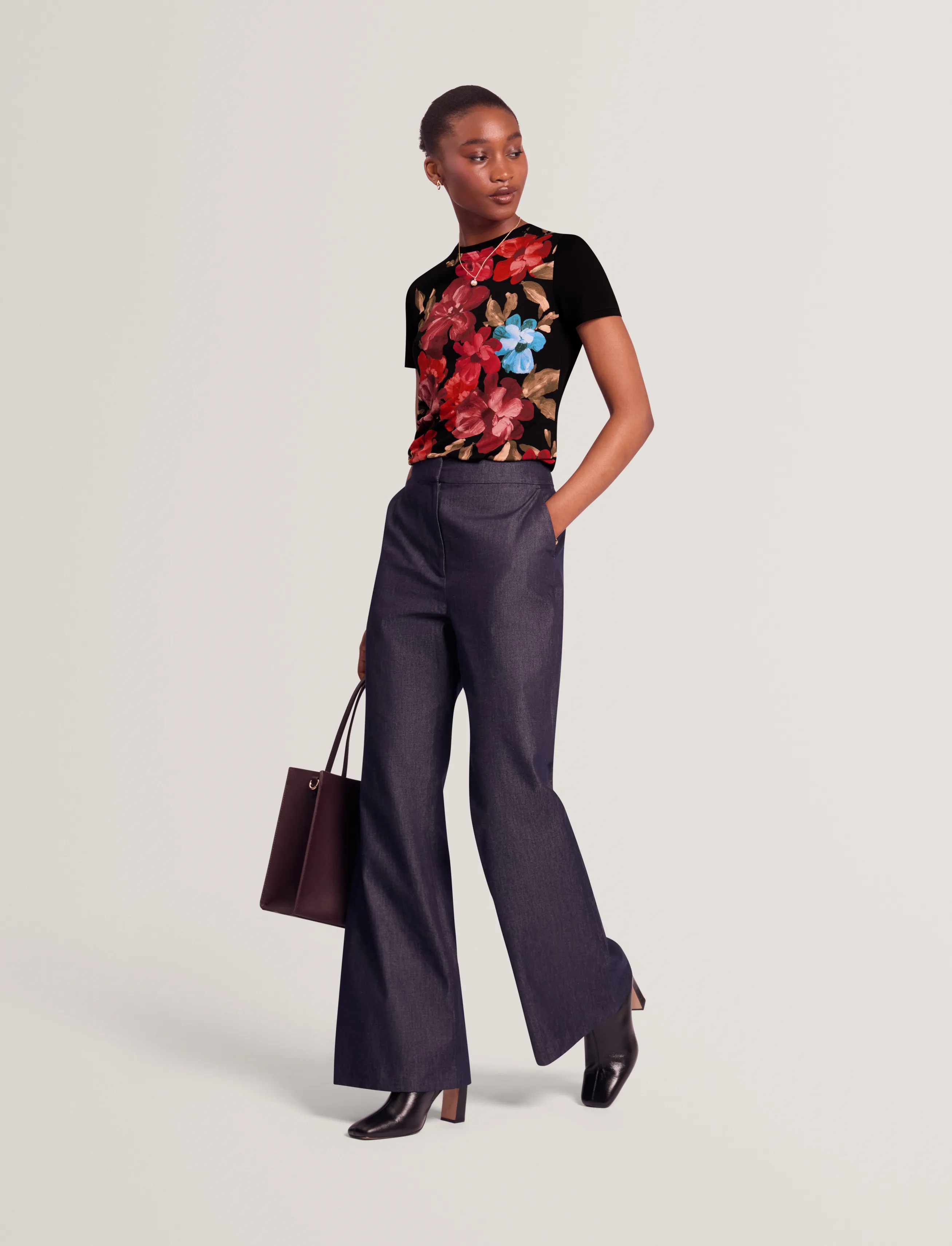 Ted Baker London Tanaya, Kvinder, T-Shirt Med Blomsterprint, Sort, Str: 38
