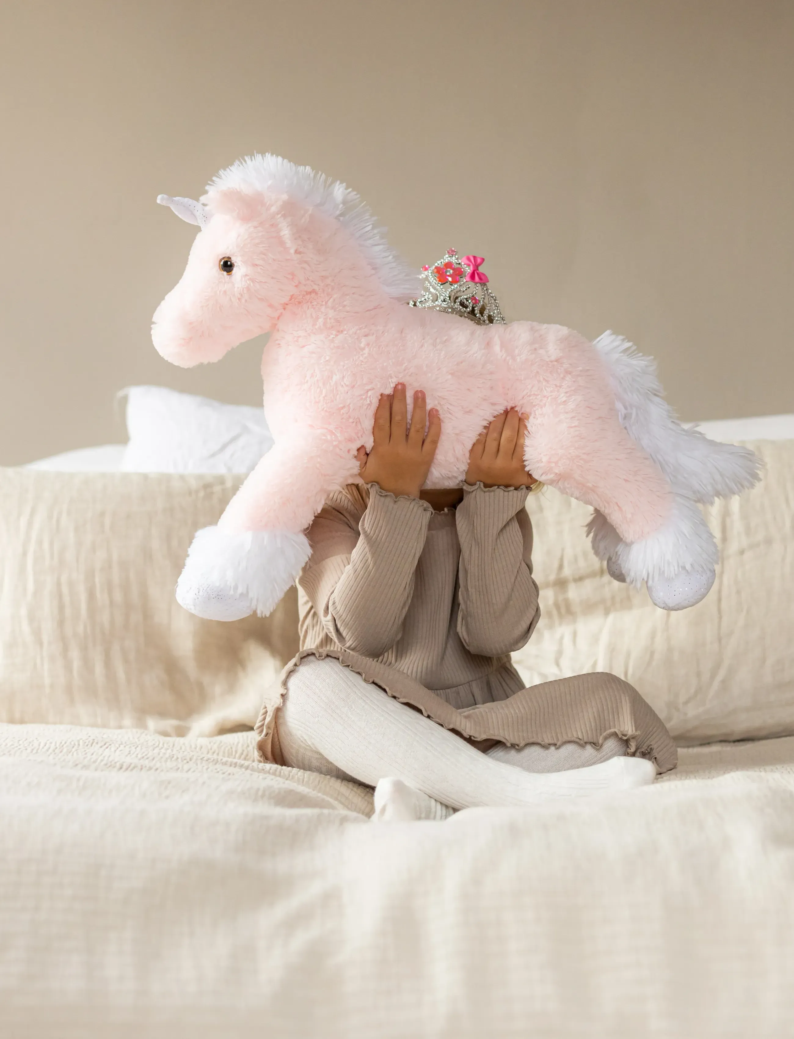 Teddykompaniet Liggande Enhörning, 60Cm, 60 cm, Soft Spielzeug, Rosa - Stuffed Animals, Kinder