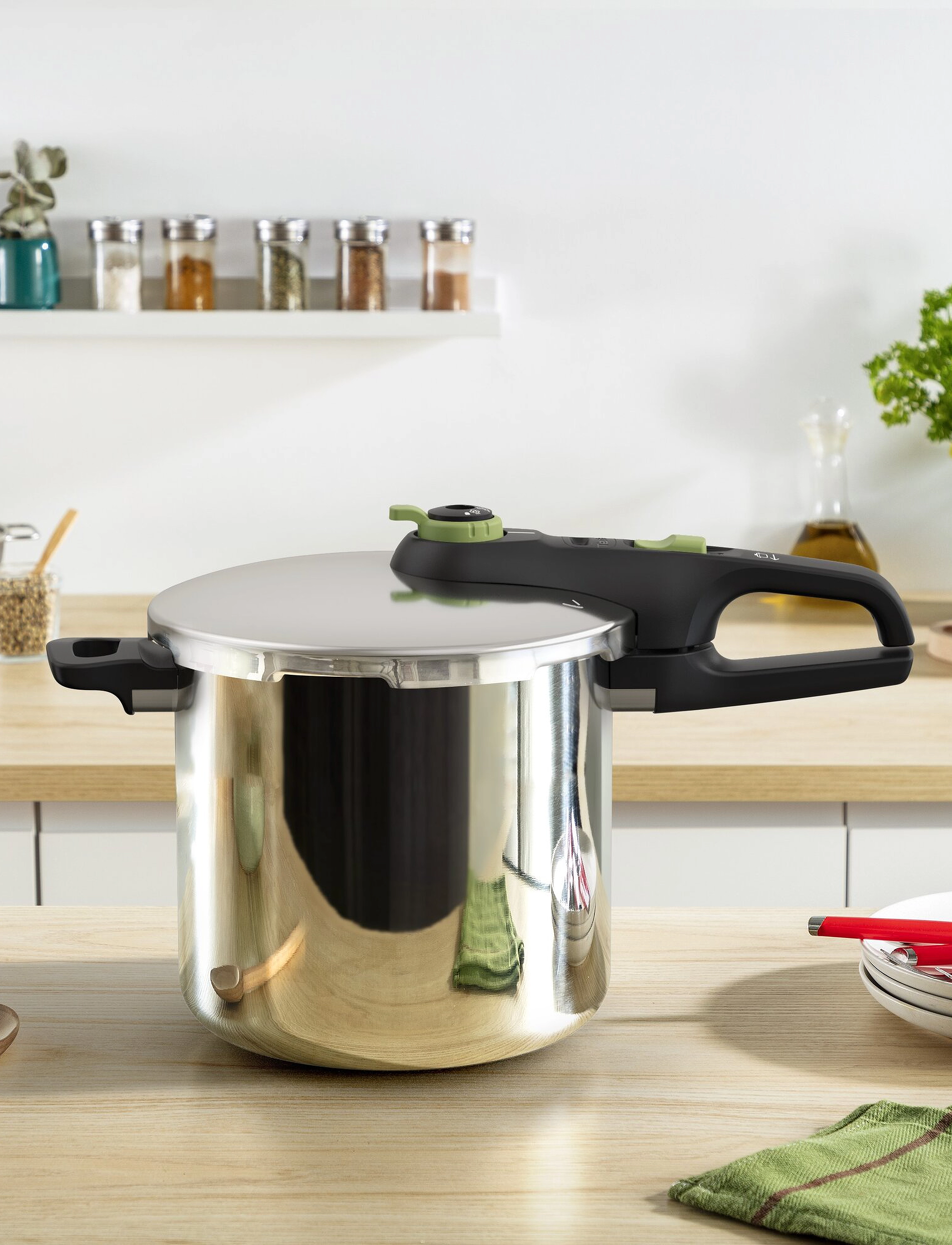 Tefal - Pressure cooker Secure Trendy 8 L w. steam basket - green - 4