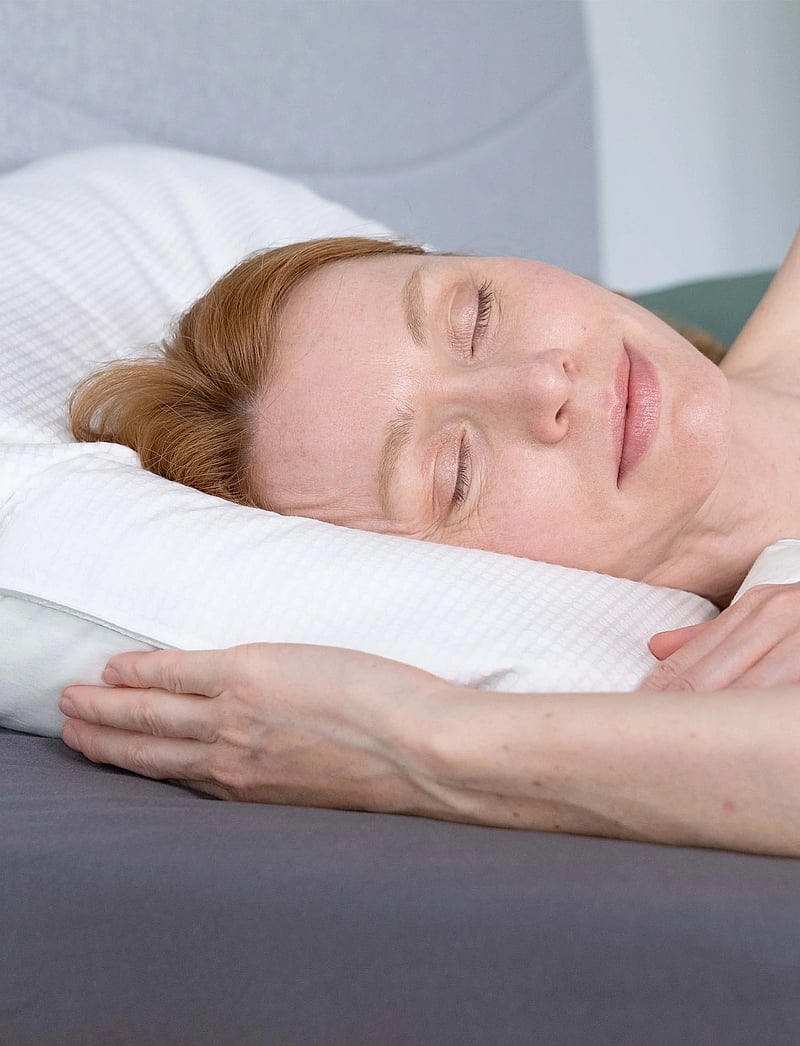 Temprakon - Temprakon 3-chamber pillow - kuddar - white - 2