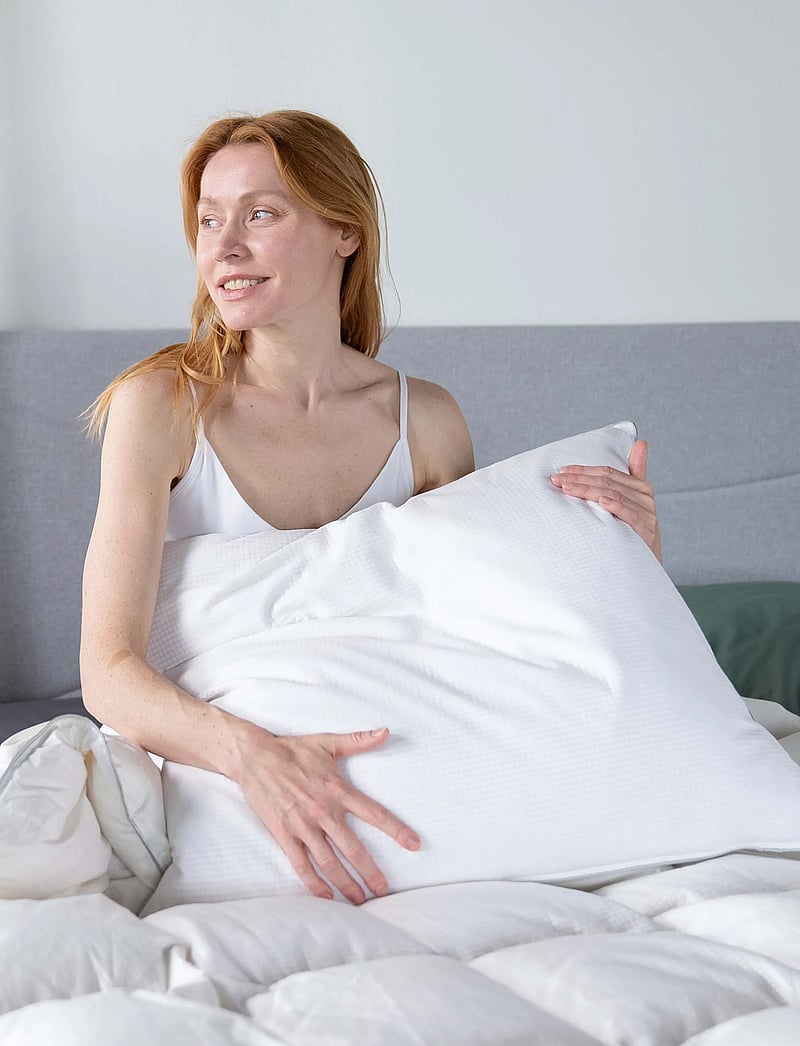 Temprakon - Temprakon 3-chamber pillow - kuddar - white - 3