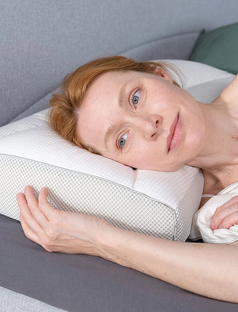 Temprakon - Temprakon X Pillow - pillows - white - 2