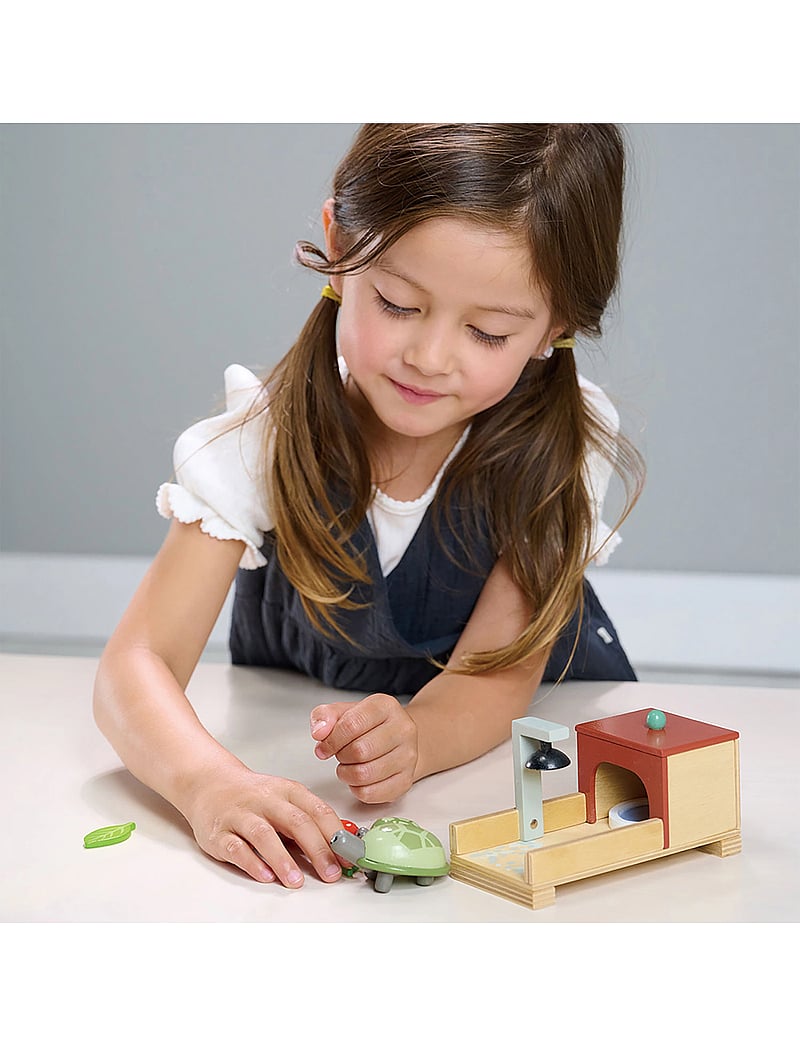 Tender Leaf - Dollhouse Set - Pet Turtle - puidust figuurid - red - 0