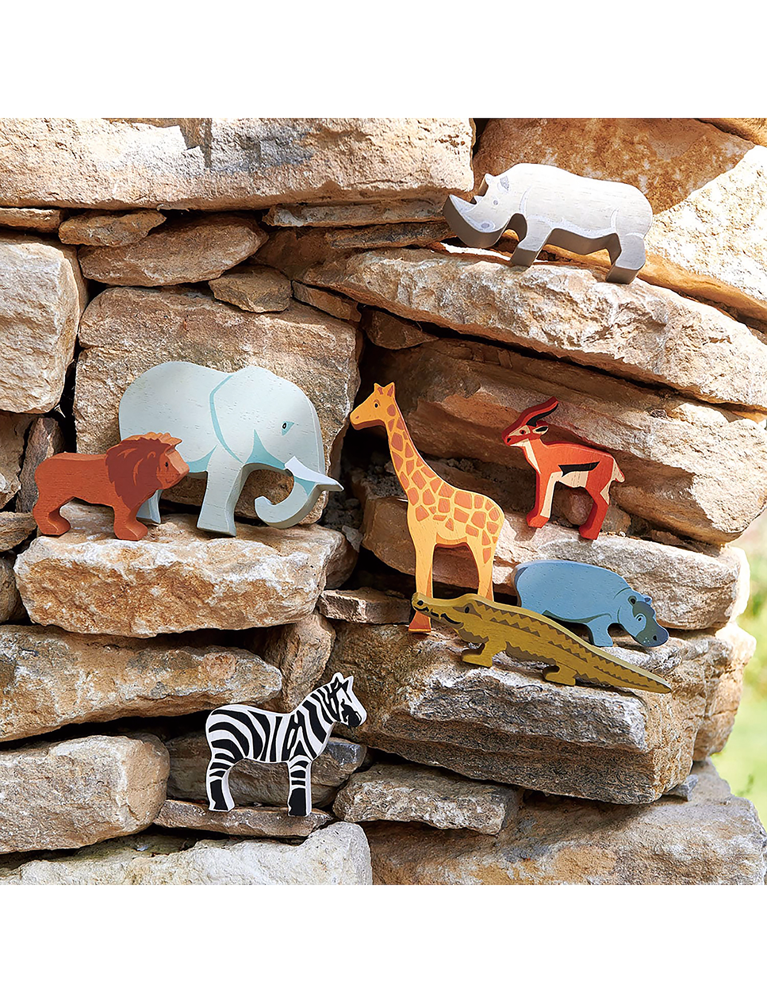Tender Leaf - Display Shelf with 8 Wooden Animals - Safari - träfigurer - multi - 2