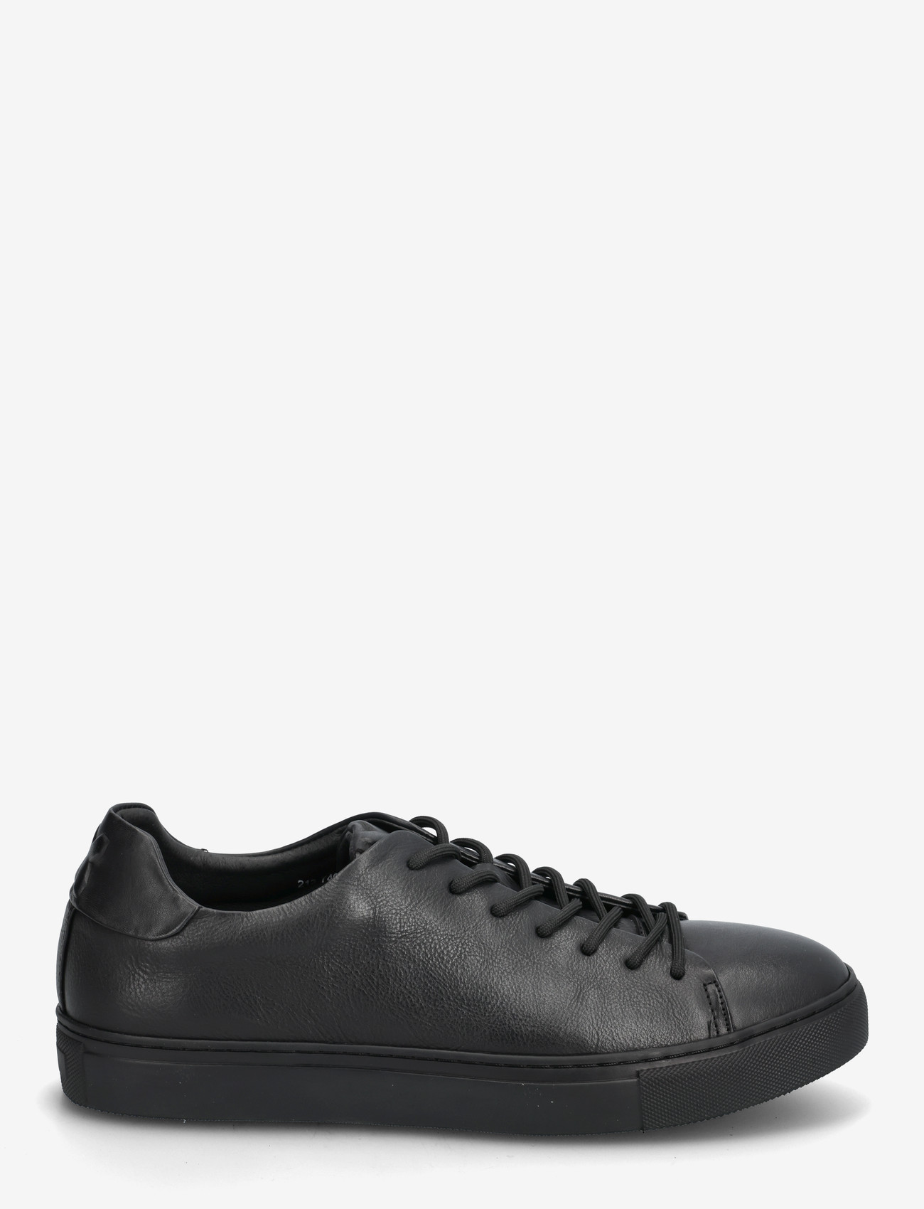 TGA by Ahler - LFW21 740 - low tops - black - 1