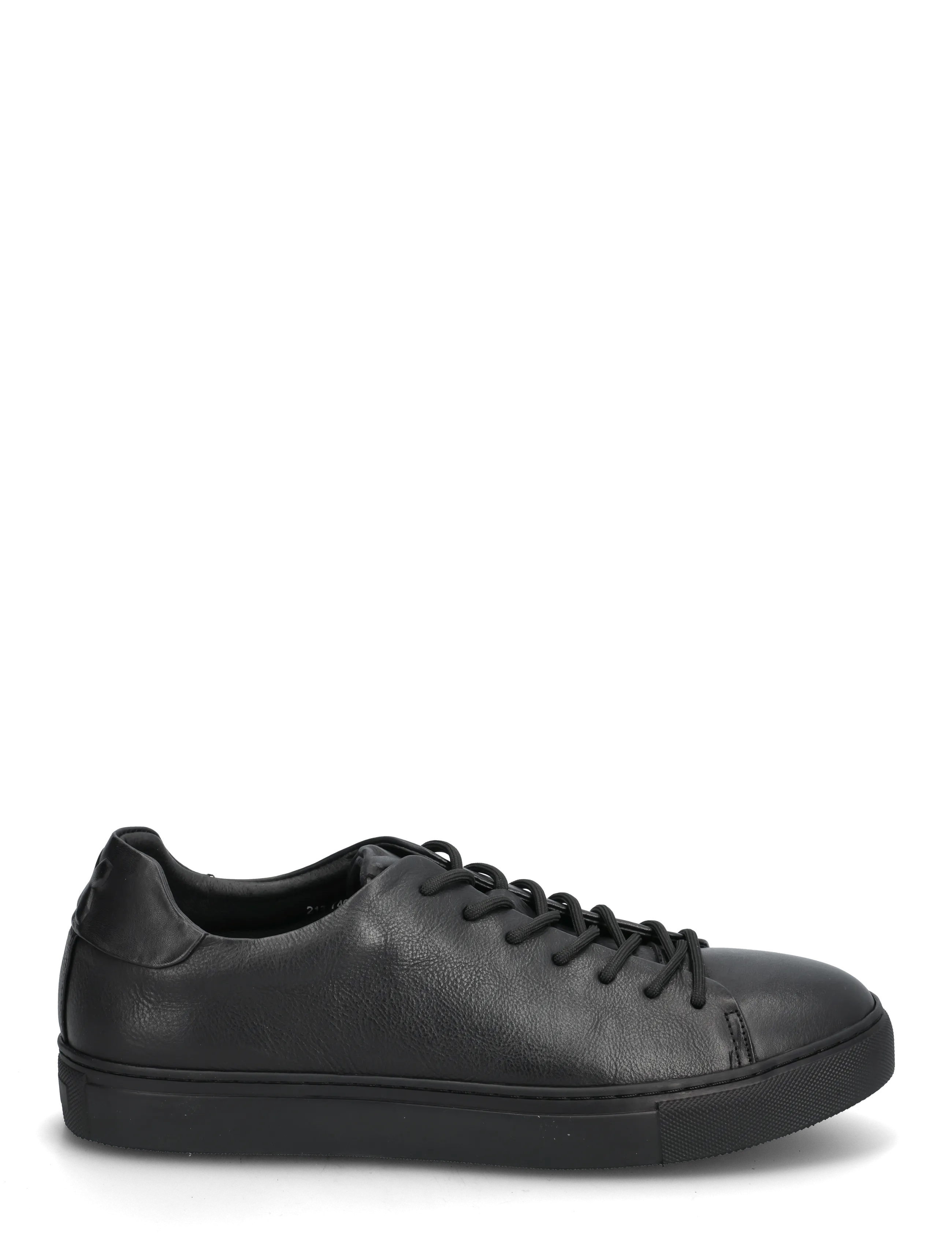 TGA by Ahler - LFW21 740 - low tops - black - 1