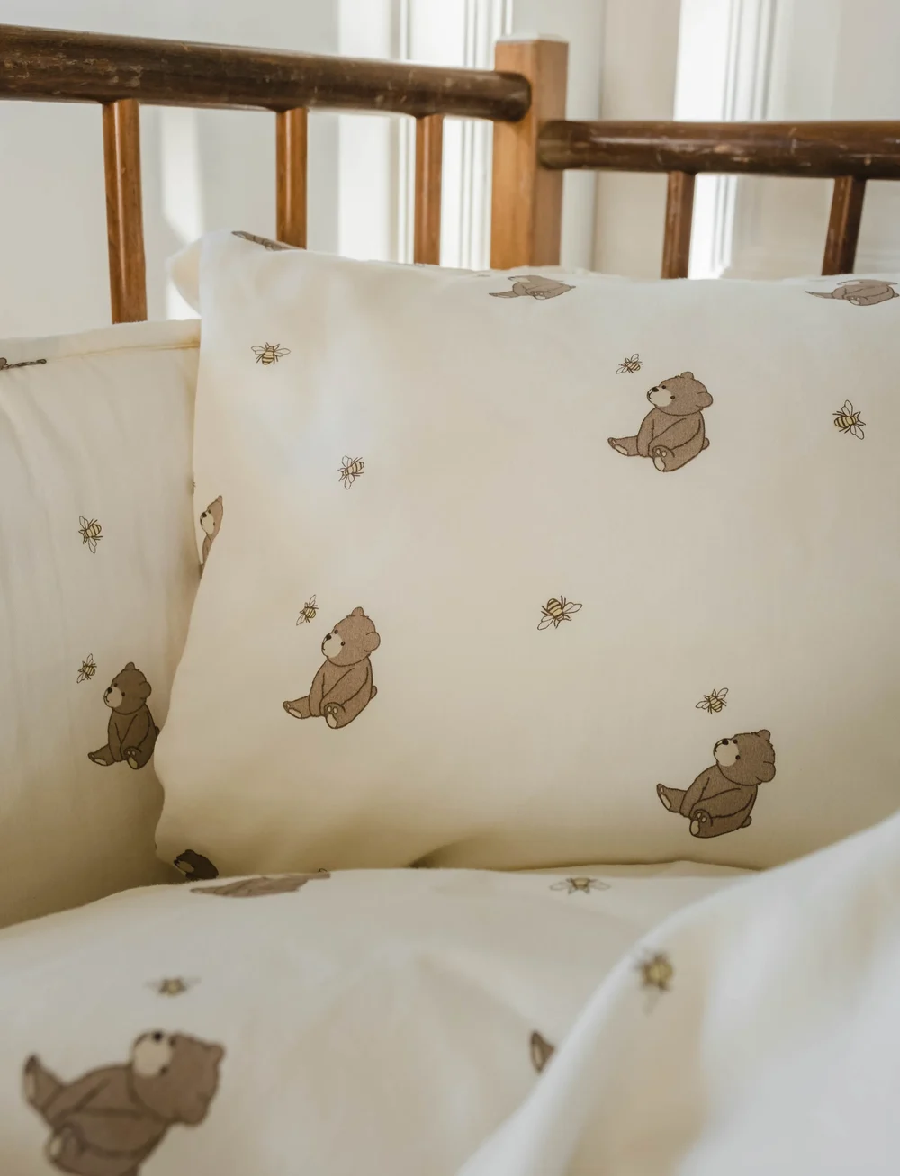 That's Mine - Levi Bedding DK - voodiriiete komplektid - bees and bears - 3
