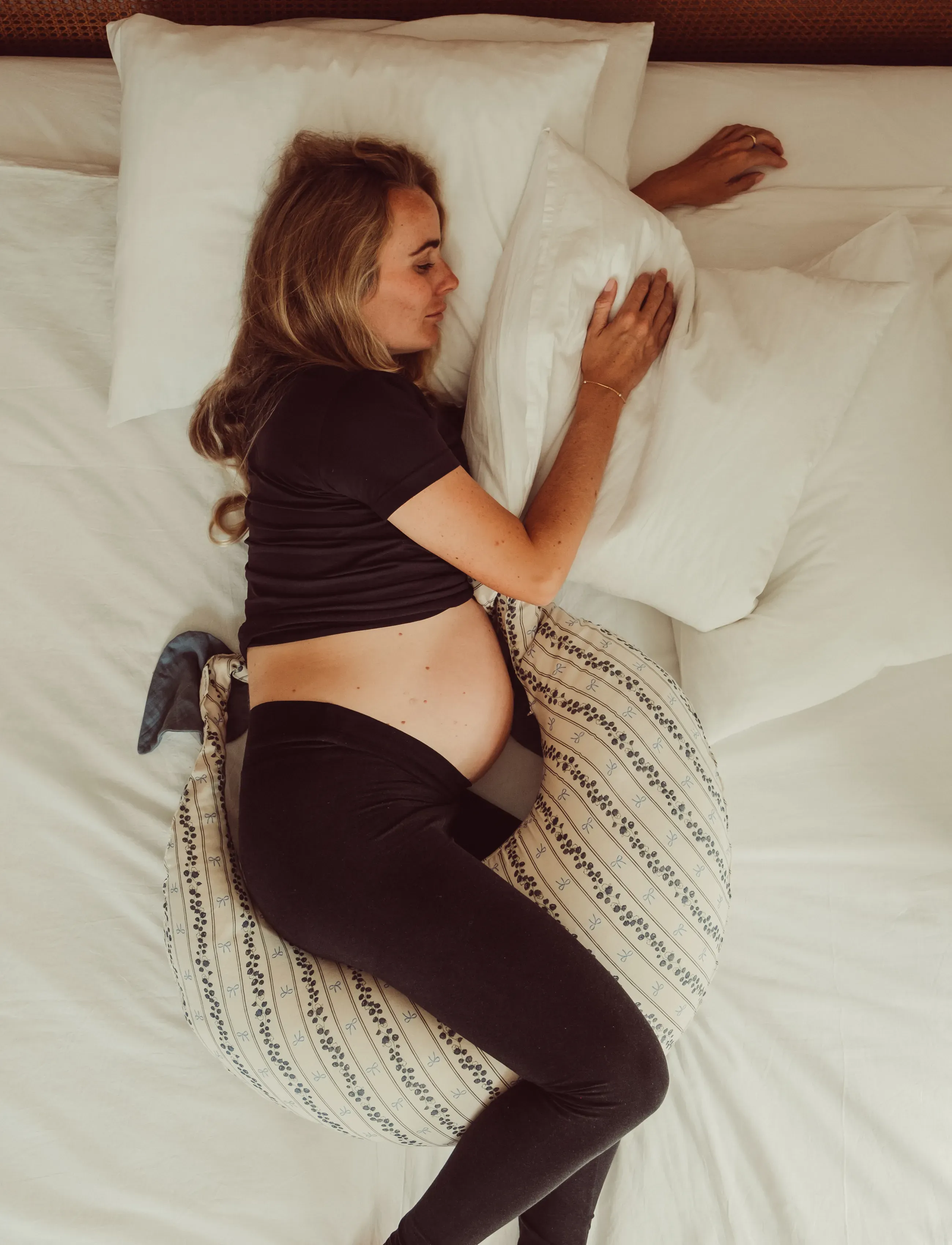 That's Mine - Moon nursing pillow - brjóstagjafapúðar - bell flower - 4