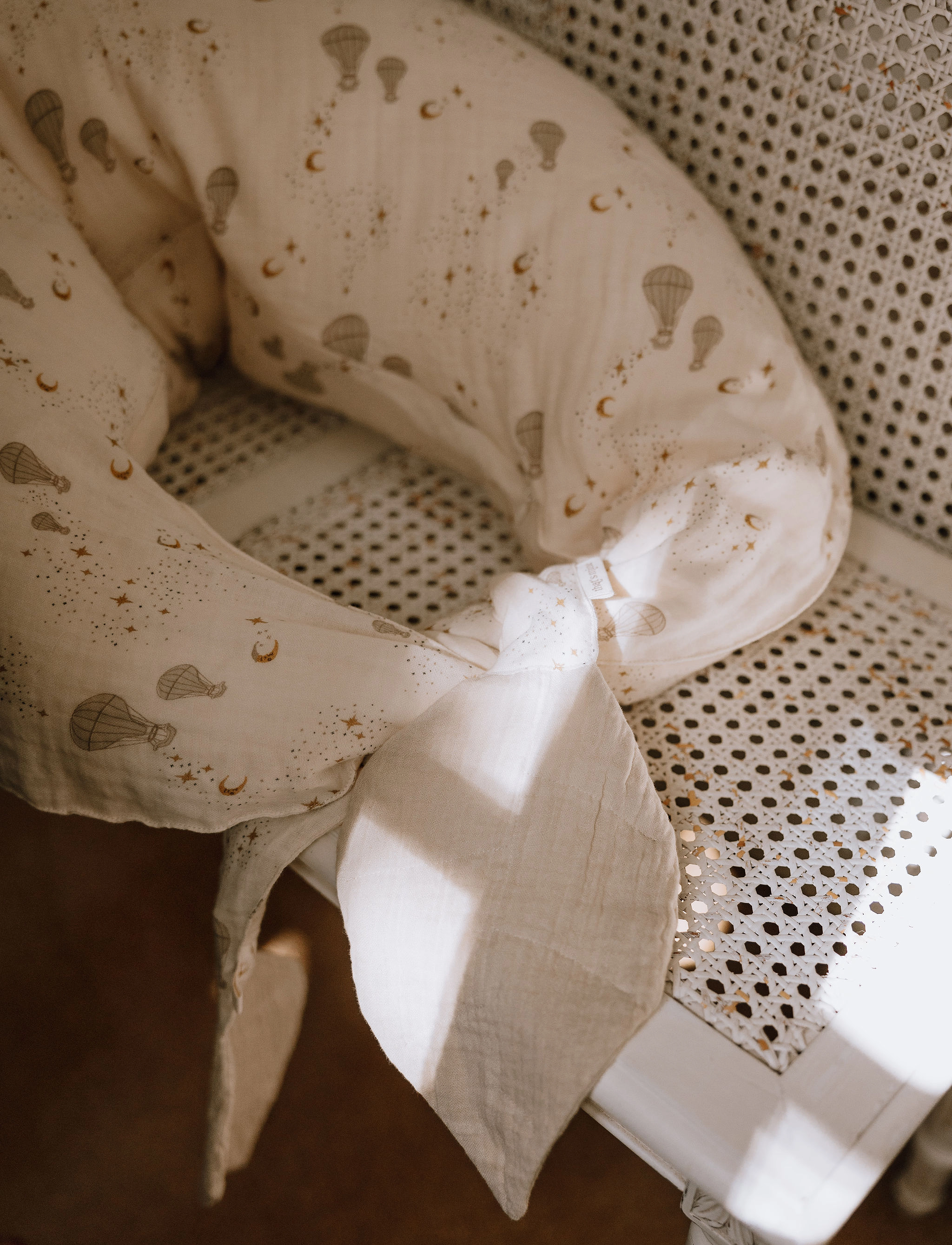 That's Mine Moon Nursing Pillow, 54X30X47 cm, Breastfeeding Products, Creme - Pillows, Kinder