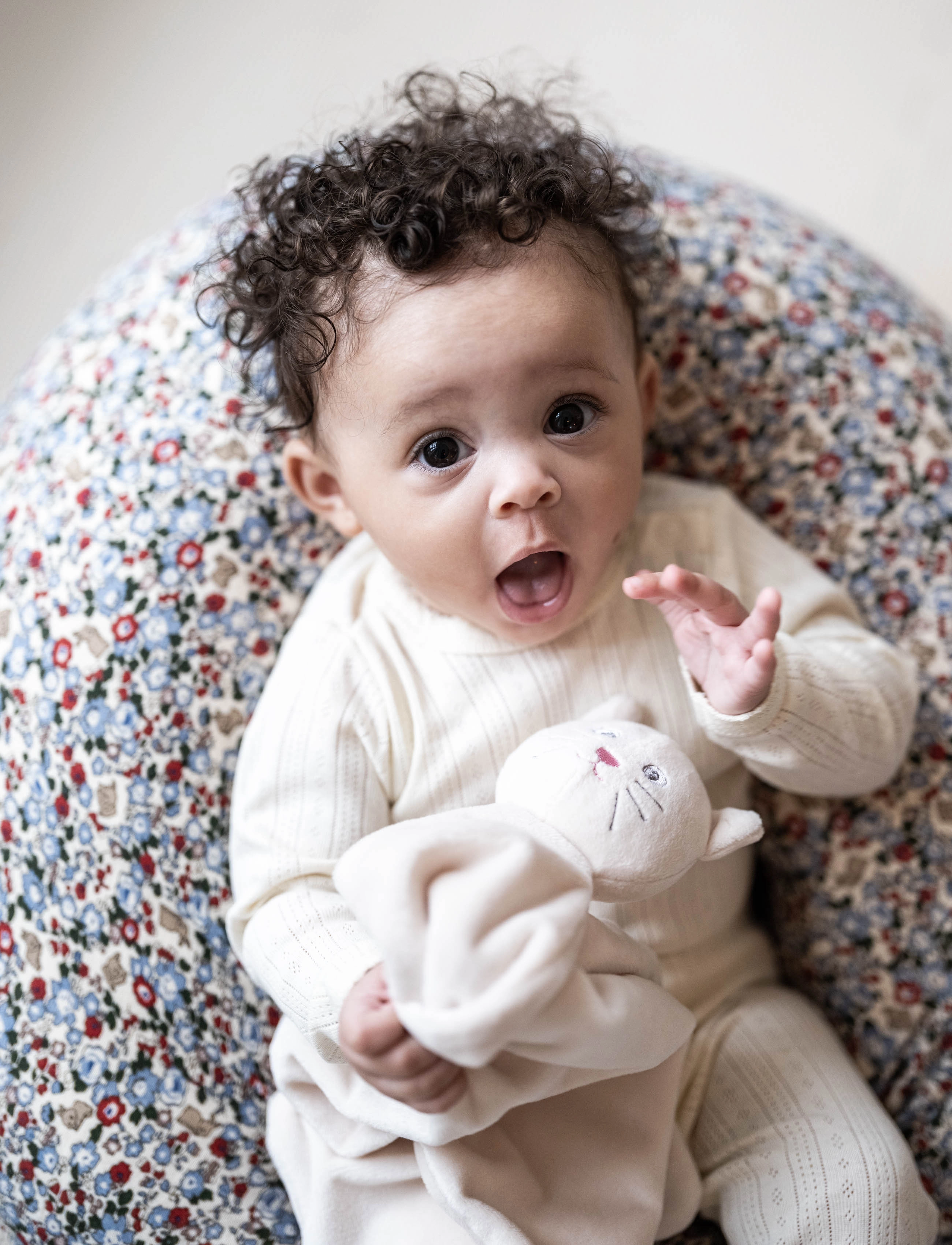 That's Mine - Moon nursing pillow - stillkissen - flora bunnies rouge - 2