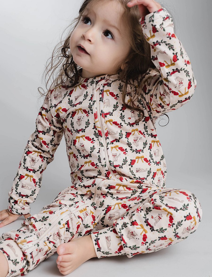 That's Mine - Elliotte onesie - magamiskombinesoonid - christmas wreath - 1