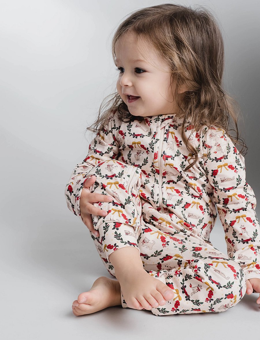 That's Mine - Elliotte onesie - magamiskombinesoonid - christmas wreath - 2
