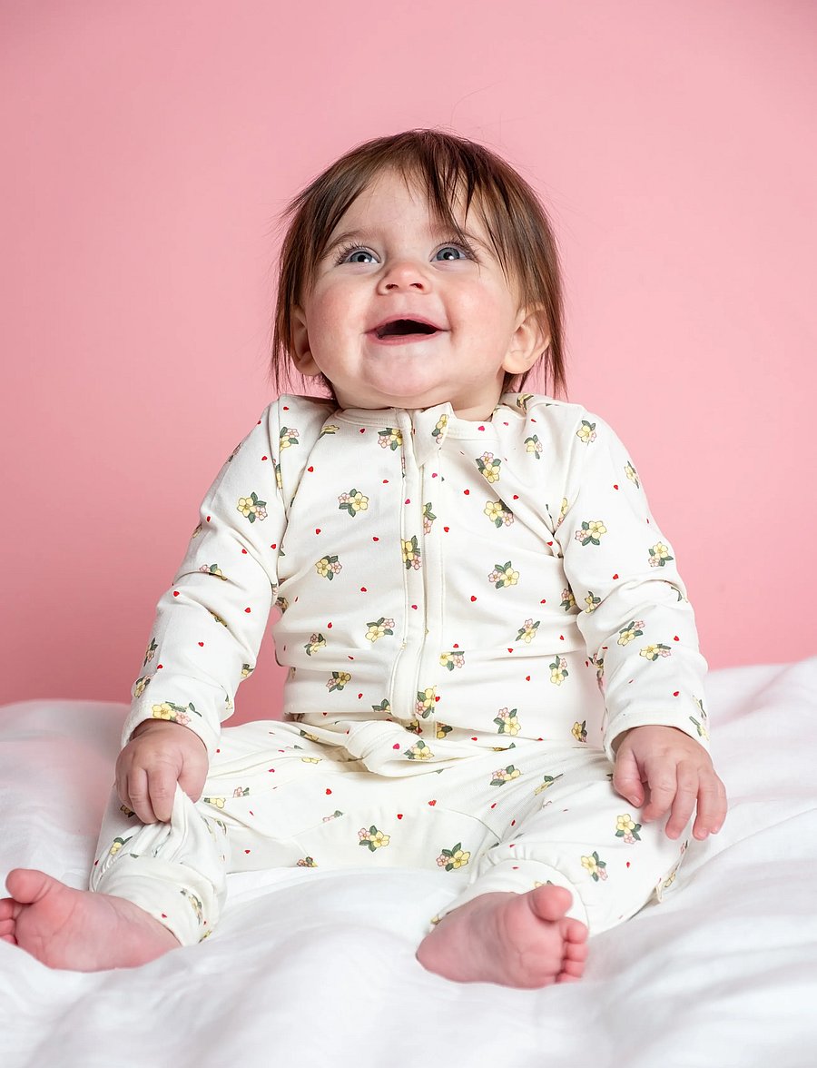That's Mine - Elliotte onesie - schlafoveralls - sweetheart petals - 0