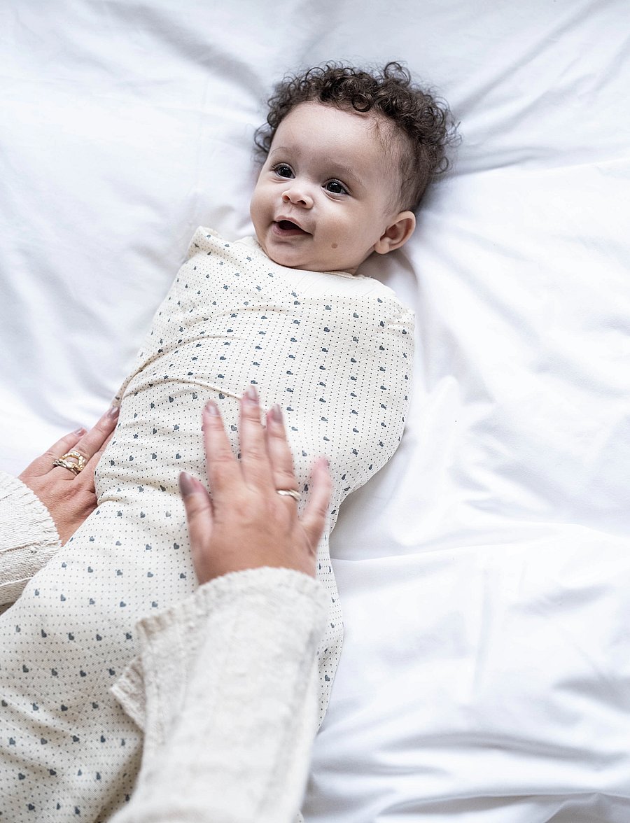 That's Mine - Jana muslin swaddle - musliinist tekid - lots of love sky - 3