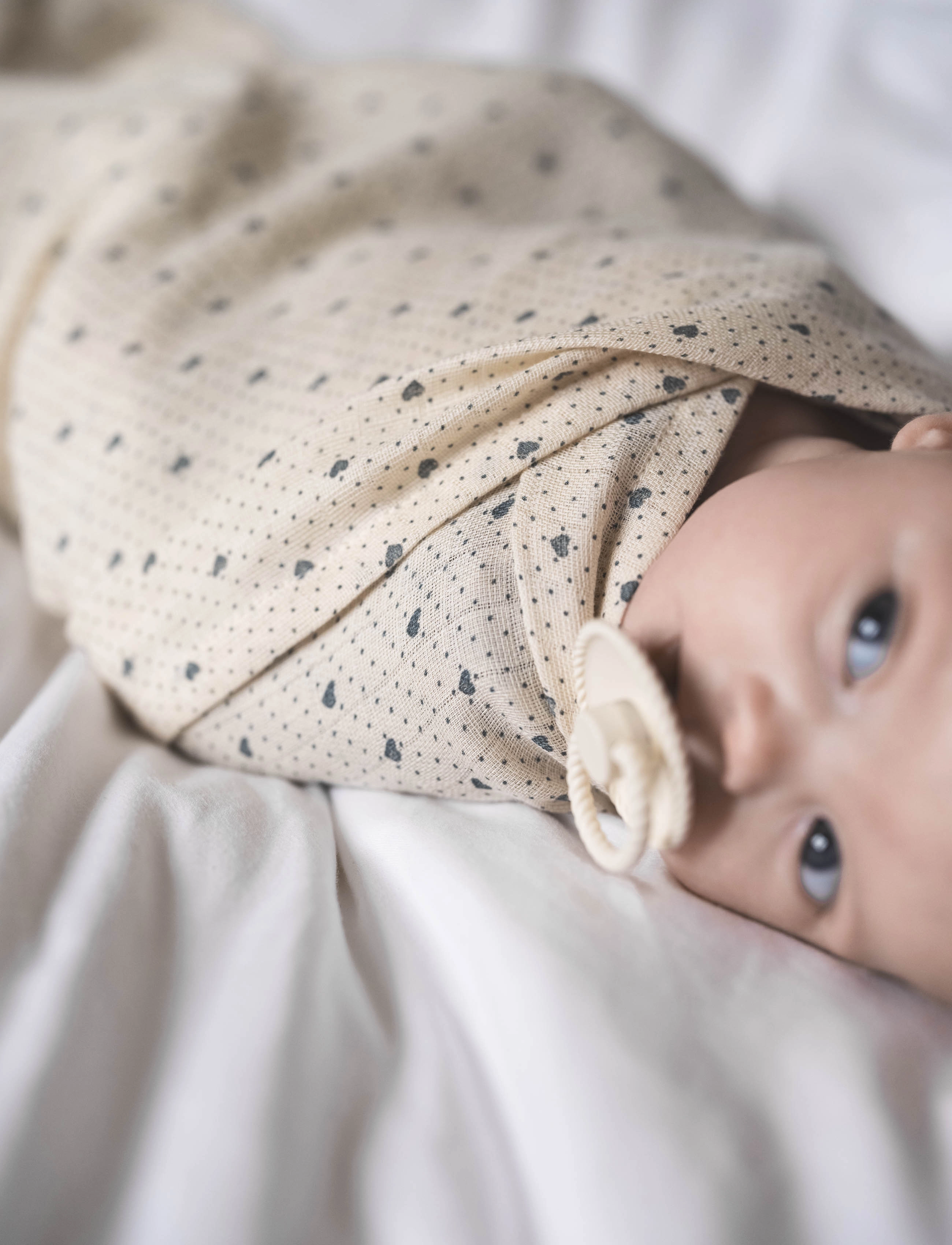 That's Mine - Jana muslin swaddle - mulldecken - lots of love sky - 4