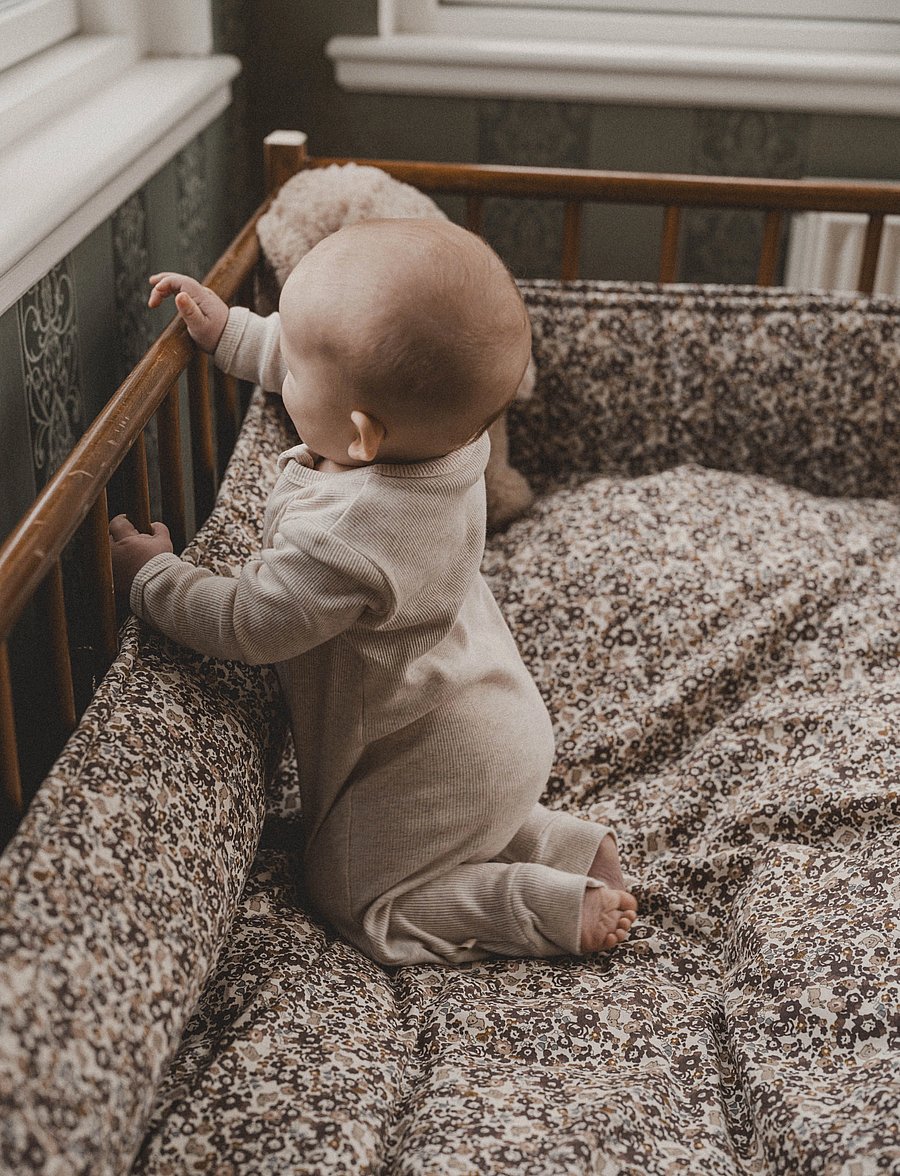 That's Mine - Louis bed pocket - rúmvasar - flora bunnies rose taupe - 4