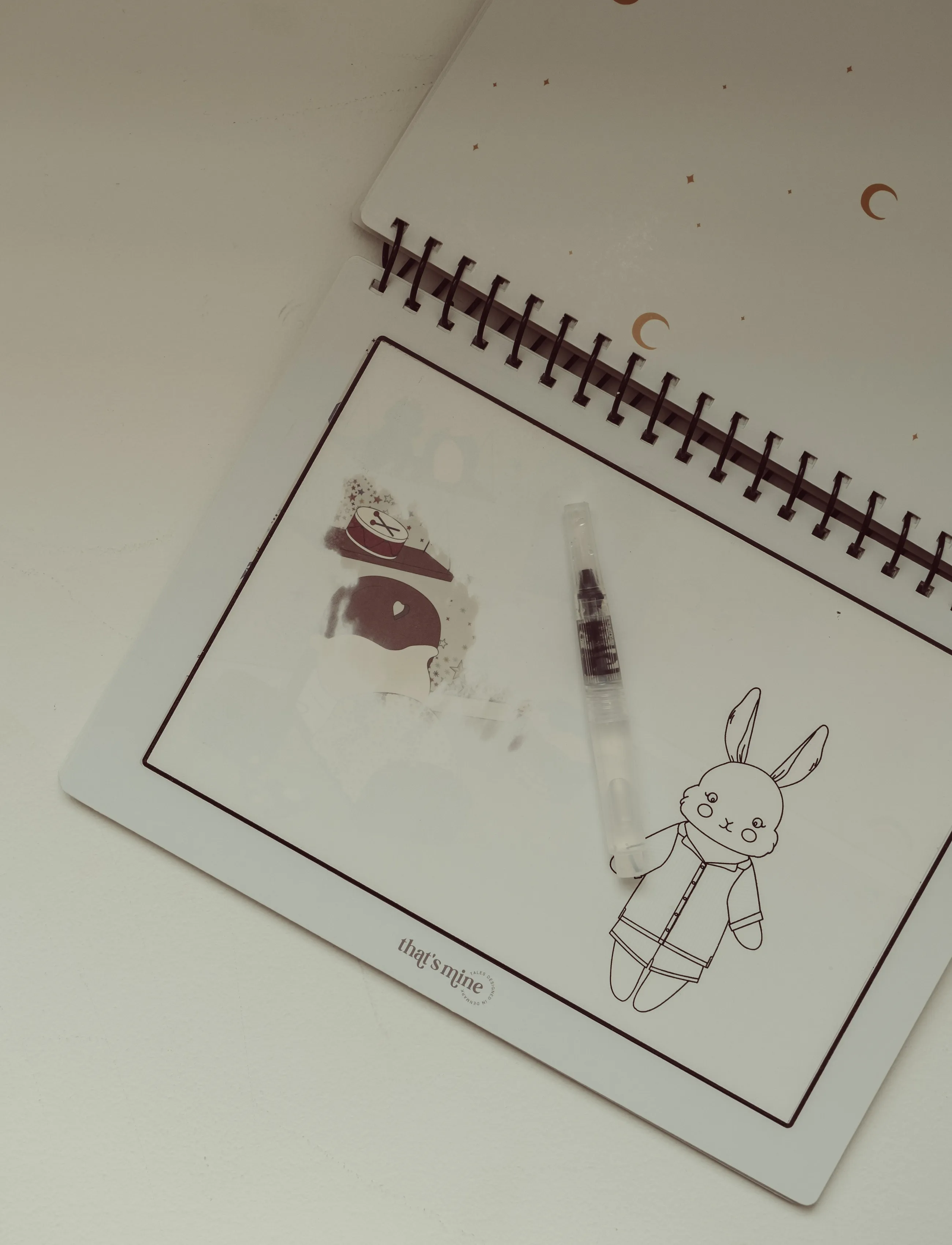 That's Mine - Drew water colouring book - målar- & pysselböcker - bunny - 3