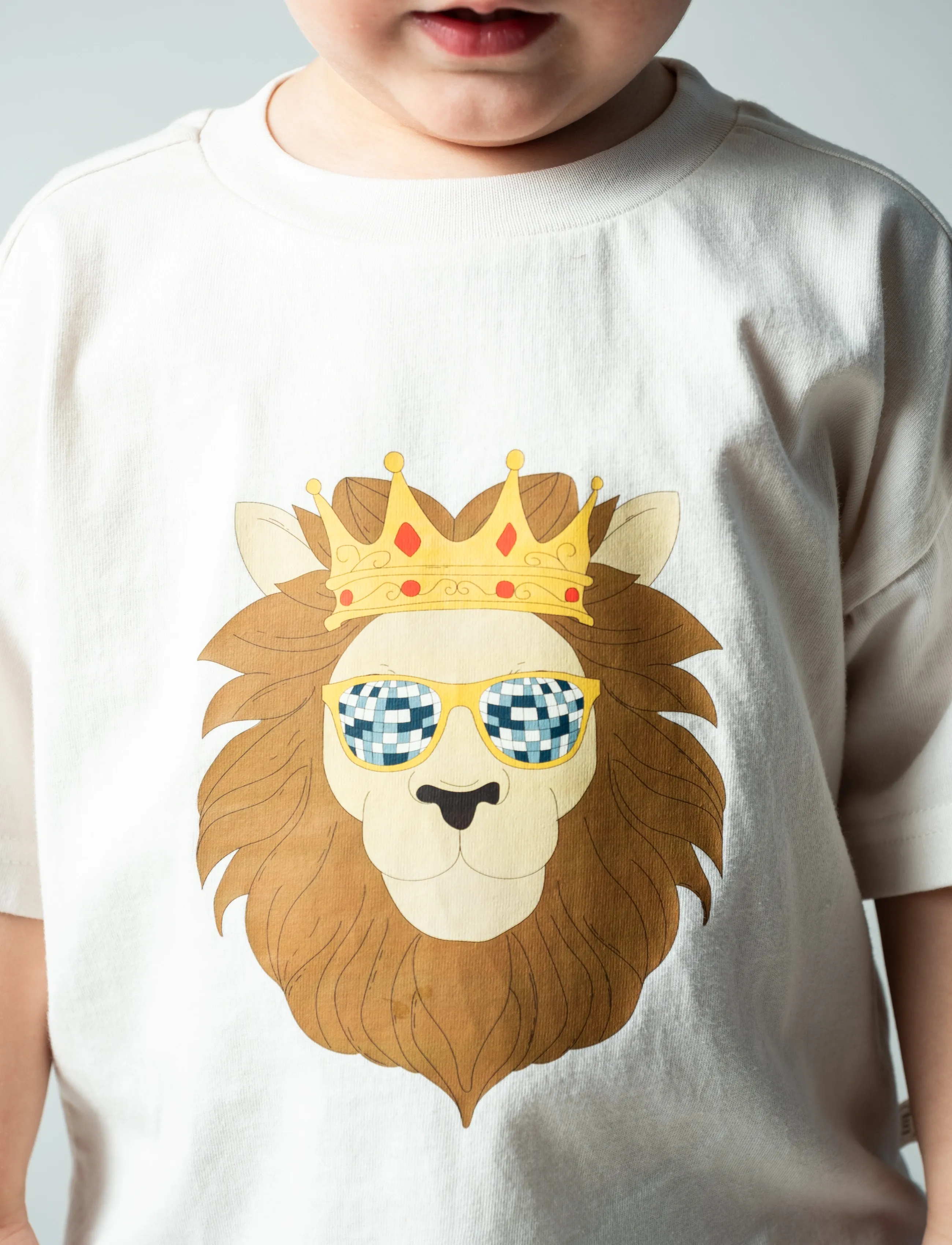 That's Mine Vilde oversized t-shirt - Toppar & T-shirts - LION HEAD / cream