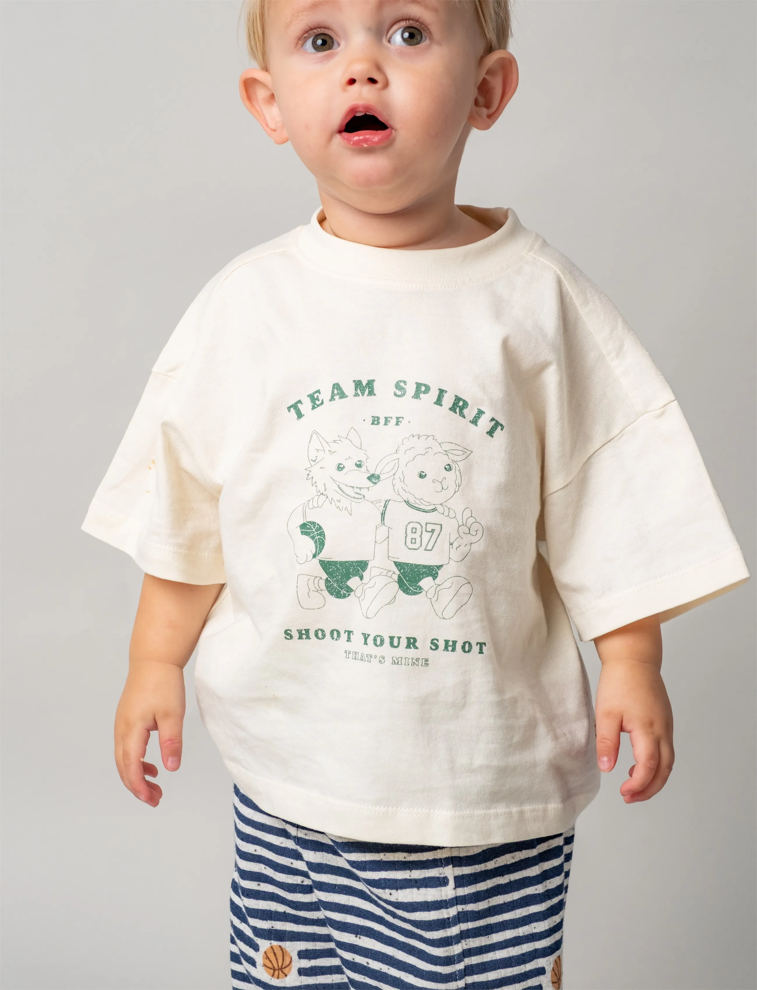 That's Mine Vilde oversized t-shirt - Kurzärmelige - TEAM SPIRIT / cream