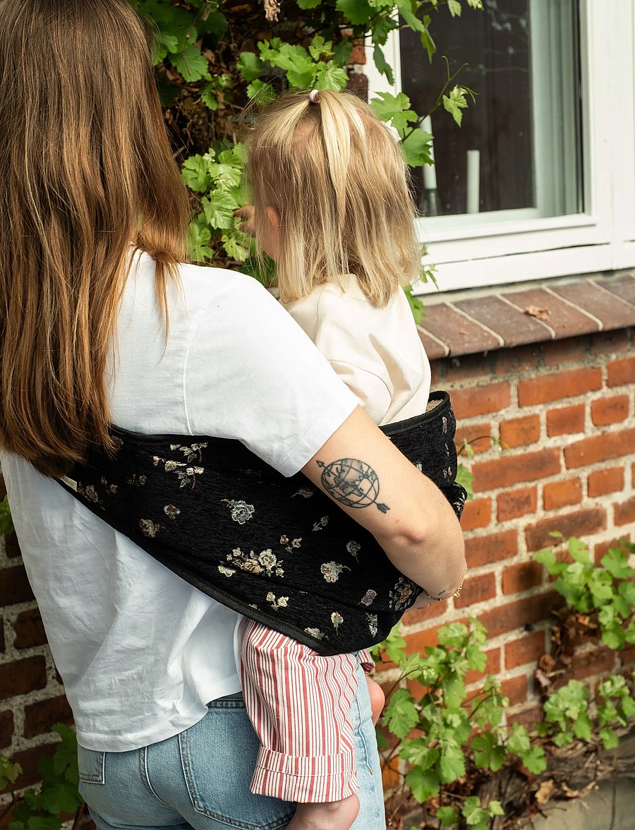 That's Mine - Alvo toddler carrier - hüftsitz - black beauty - 4