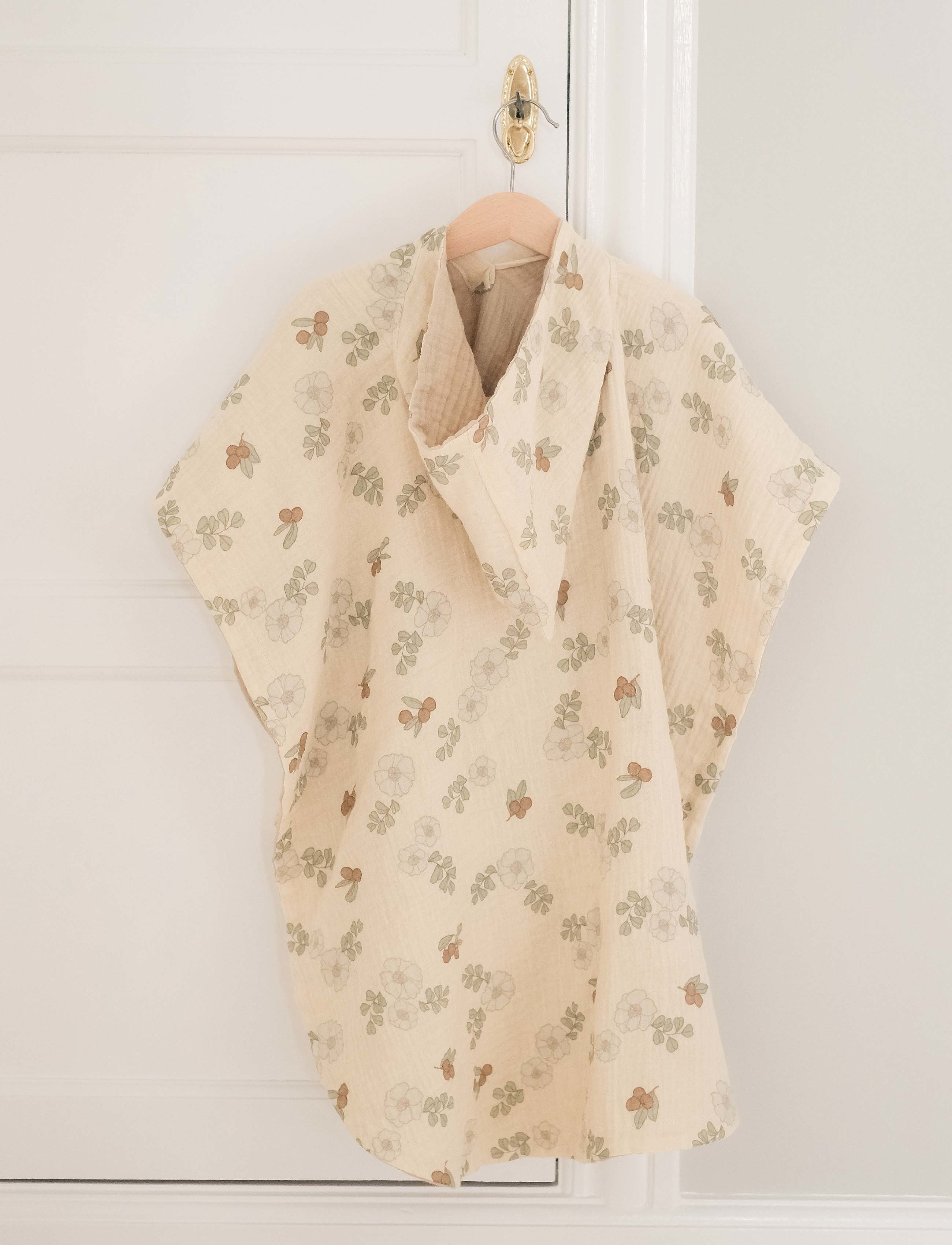 That's Mine Poncho Small Flowers And Berries, 60X 60 cm, Bath Time, Mehrfarbig/gemustert - Poncho, Kinder