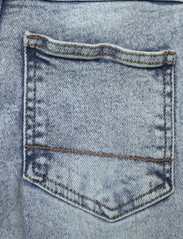 The New - TNALIA MOM FIT JEANS - skinny jeans - light blue - 4