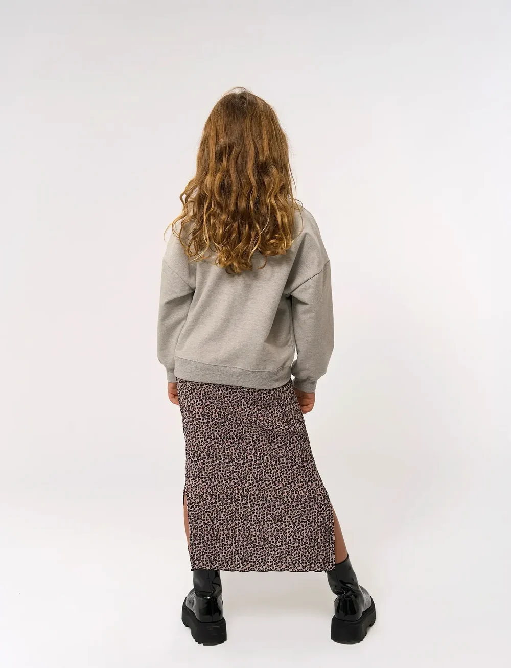 The New - TNPet Long Pleat Skirt - maxi skirt - feather gray aop - 5