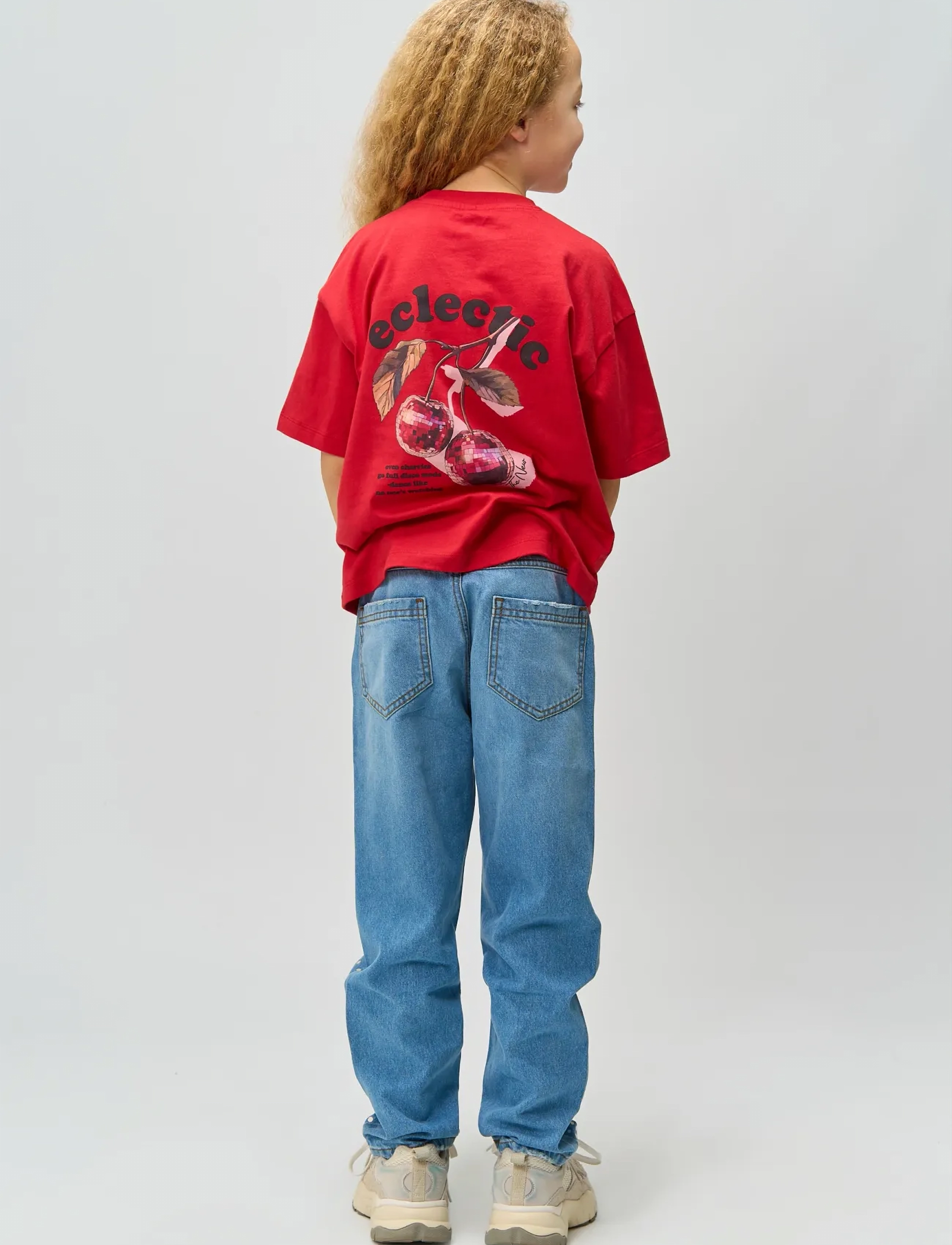 The New - TNRomina Mom Fit Jeans - tavalised teksad - light blue denim - 3