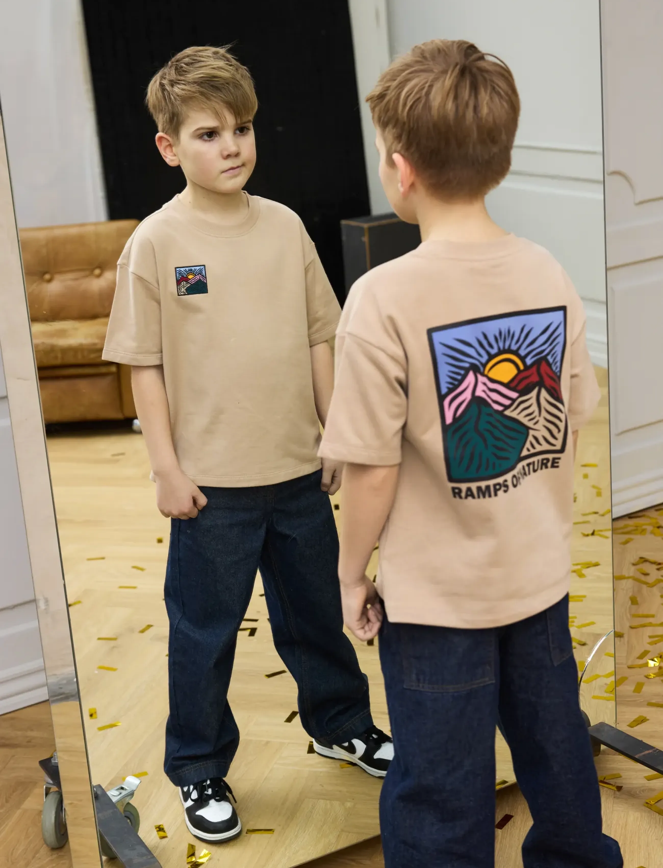 The New TNRowan OS S_S Sweat Tee - Tops - HUMUS / beige