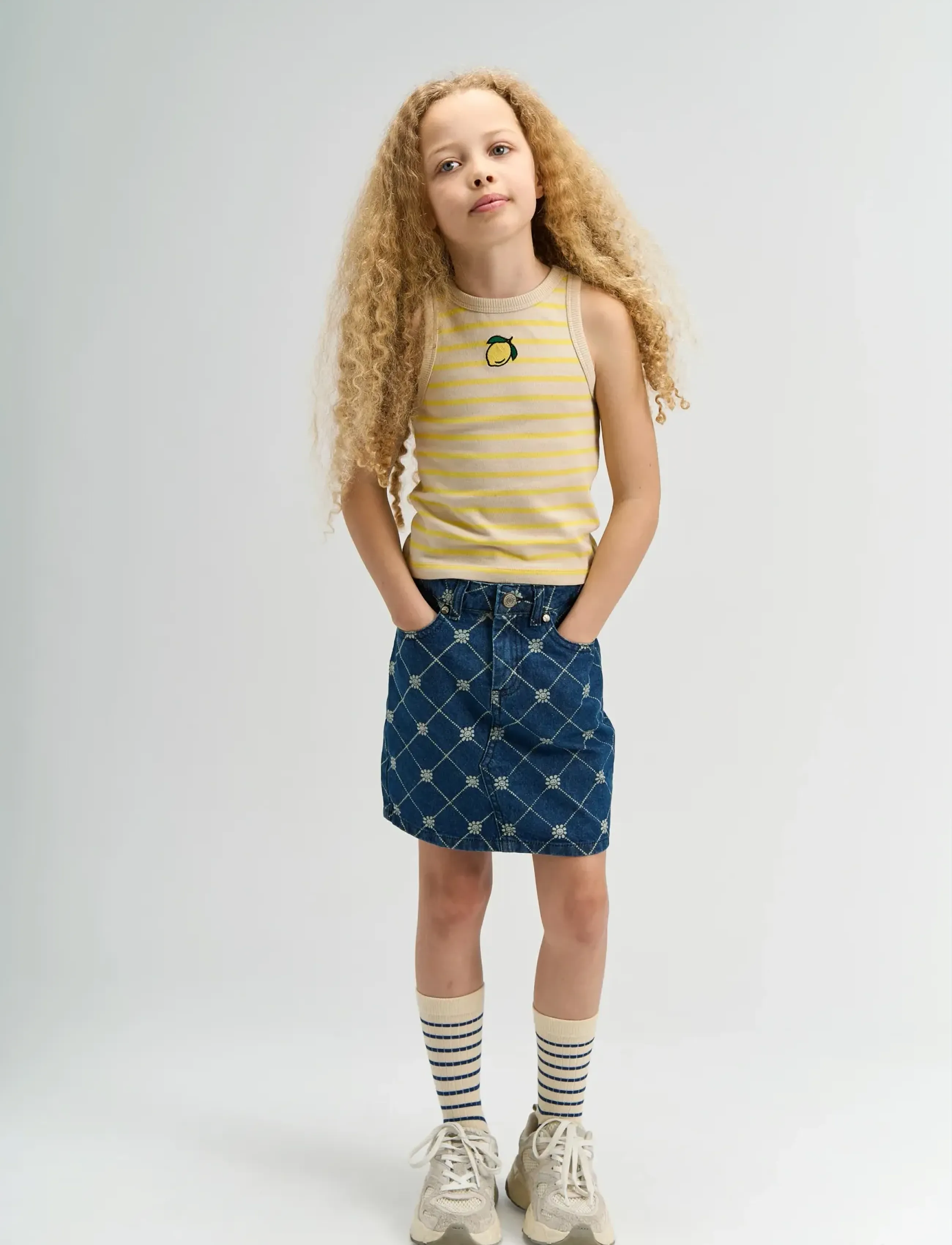 The New Tnshannon Short S_L Top, Børn, Stribet Kirsebær Tanktop, Gul, Str: 110/116