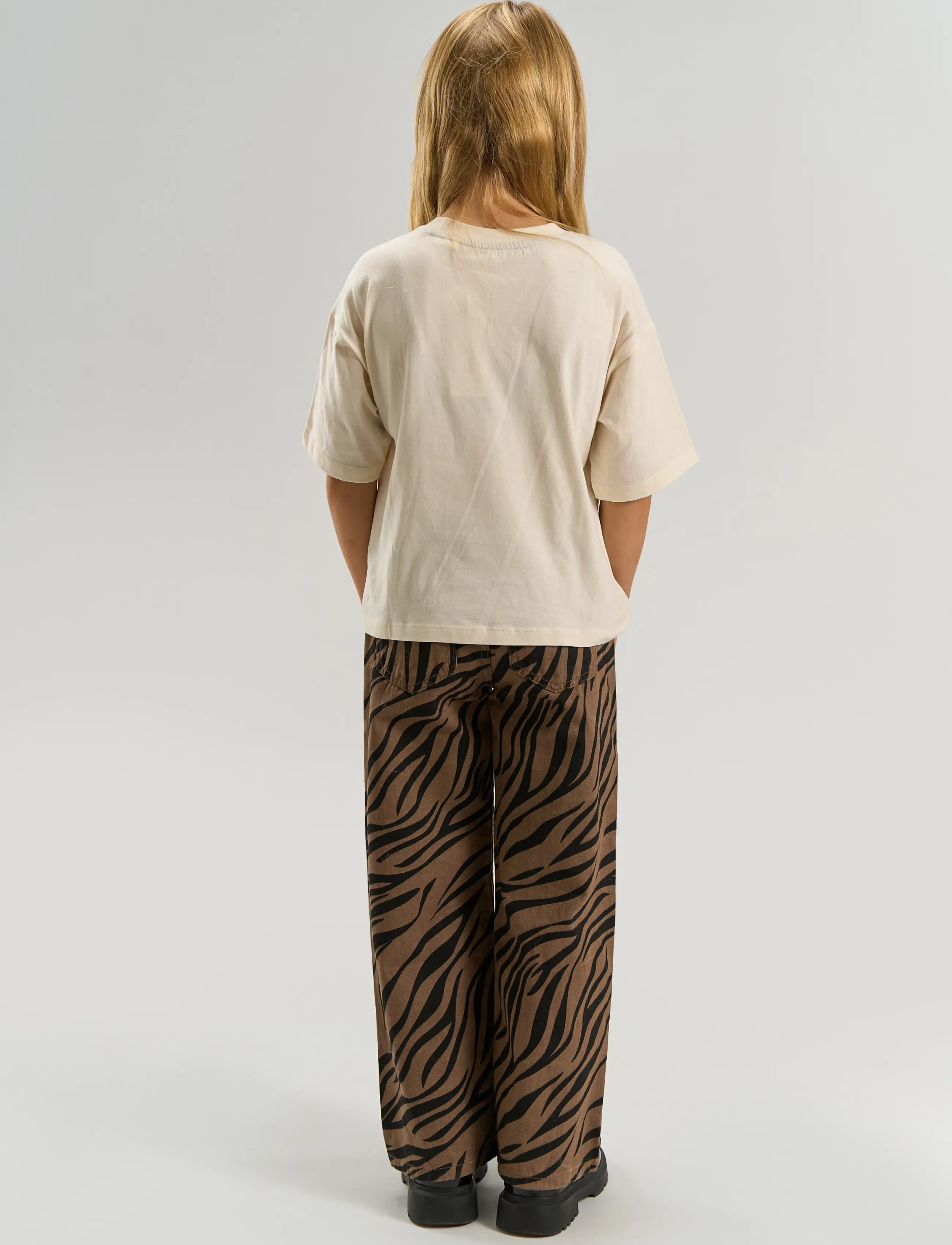 The New - TNVanya Wide Fit Jeans - hosen mit weitem bein - taupe gray aop tn - 4
