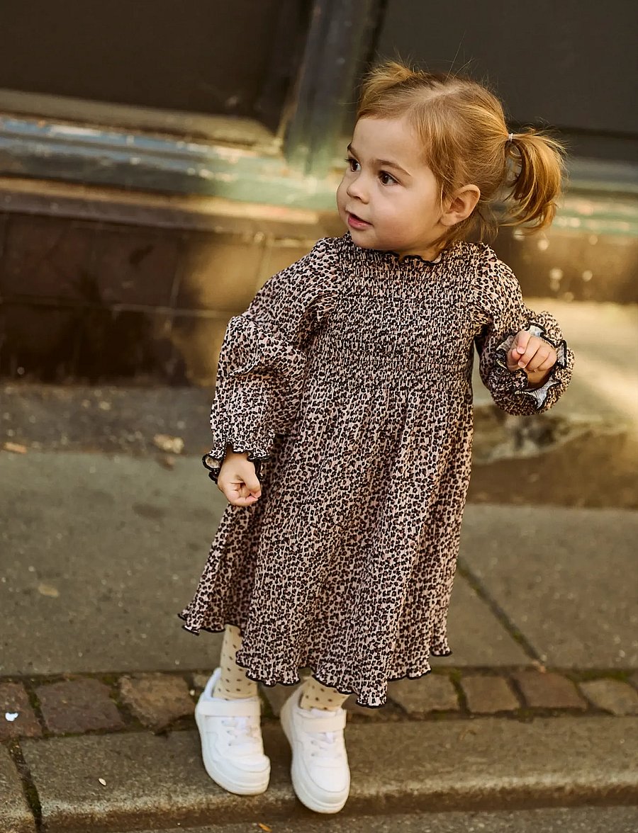 The New - TNSTPetula L_S Pleat Dress - langærmede babykjoler - feather gray aop - 0
