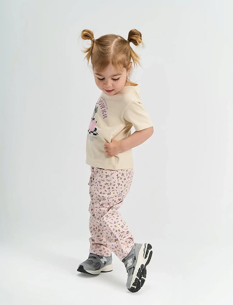 The New - TNSTSif Regular Fit Jeans - tapered jeans - light lilac aop - 3