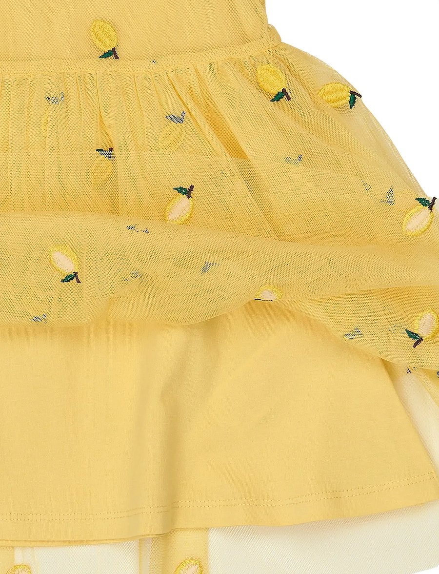 The New - TNSTSvea S_L Dress - Ærmeløse babykjoler - dusky citron emb - 3