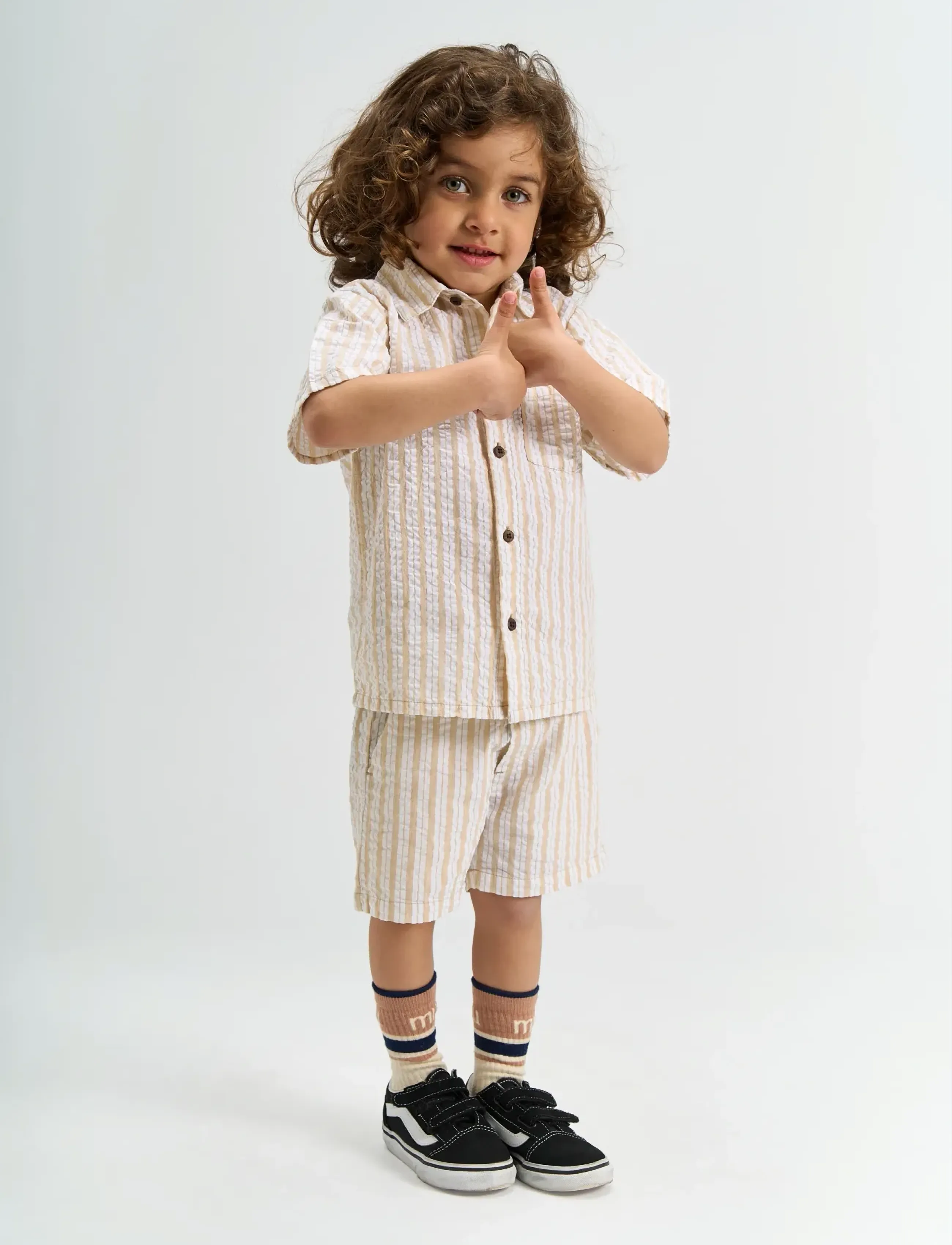 The New TNSTSmitty S_S Shirt - Kurzärmlige Hemden - HUMUS STRIPED / beige