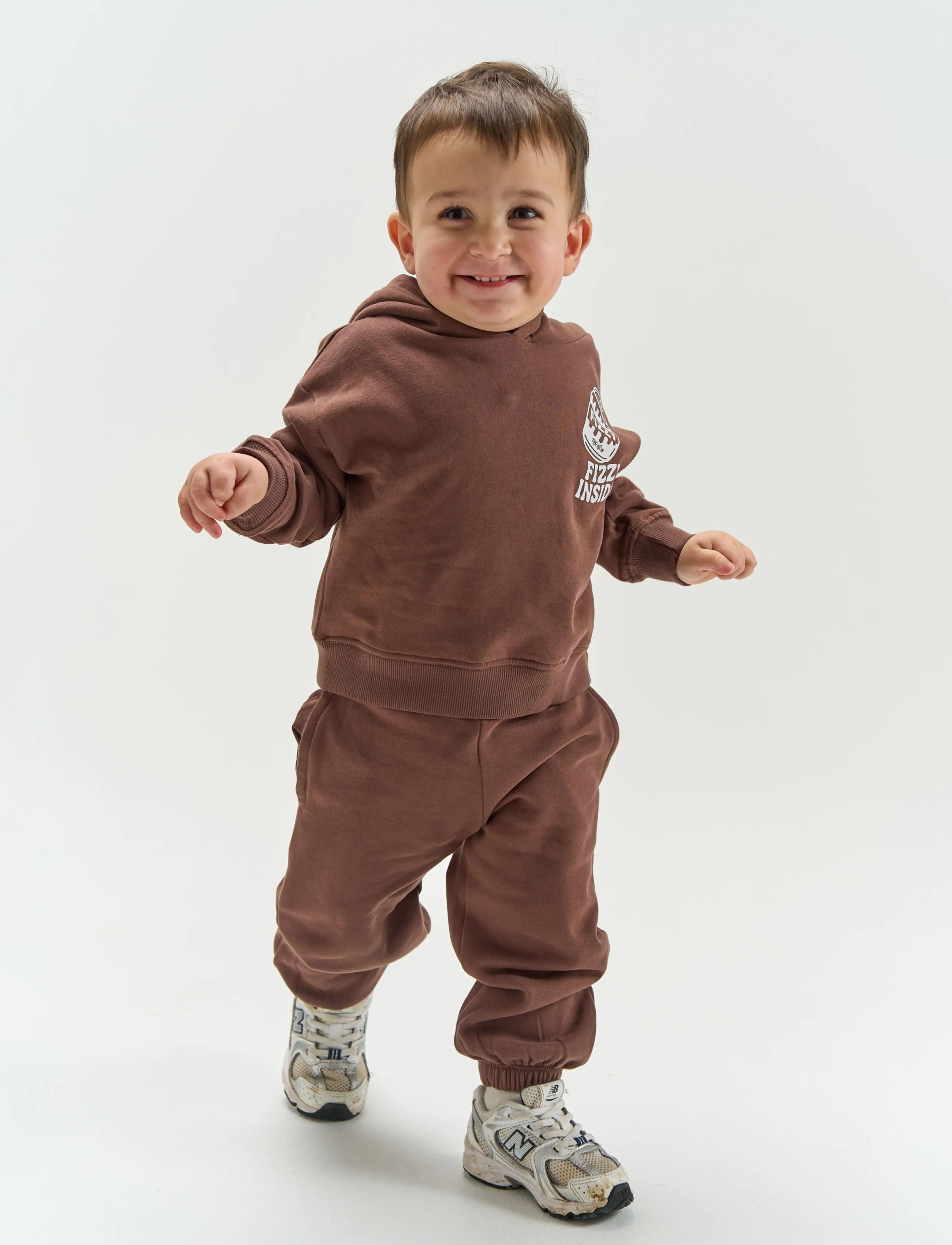 The New Tnstvalerio Os Hoodie, 98, Sweatshirts & Hoodies, Braun - Kinder