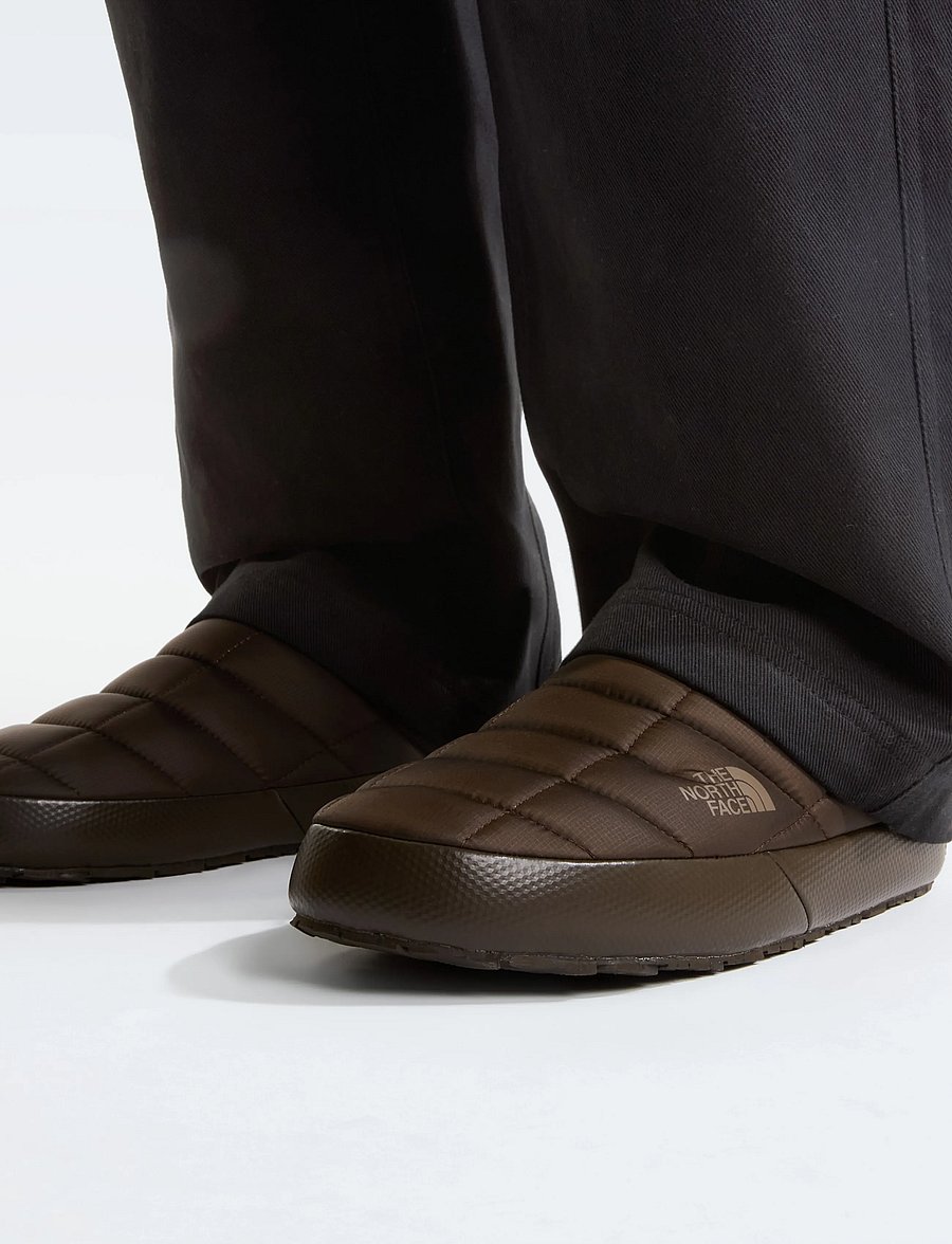 The North Face - M THERMOBALL TRACTION MULE V - lässige sandalen - dark chestnut/tnf black - 0