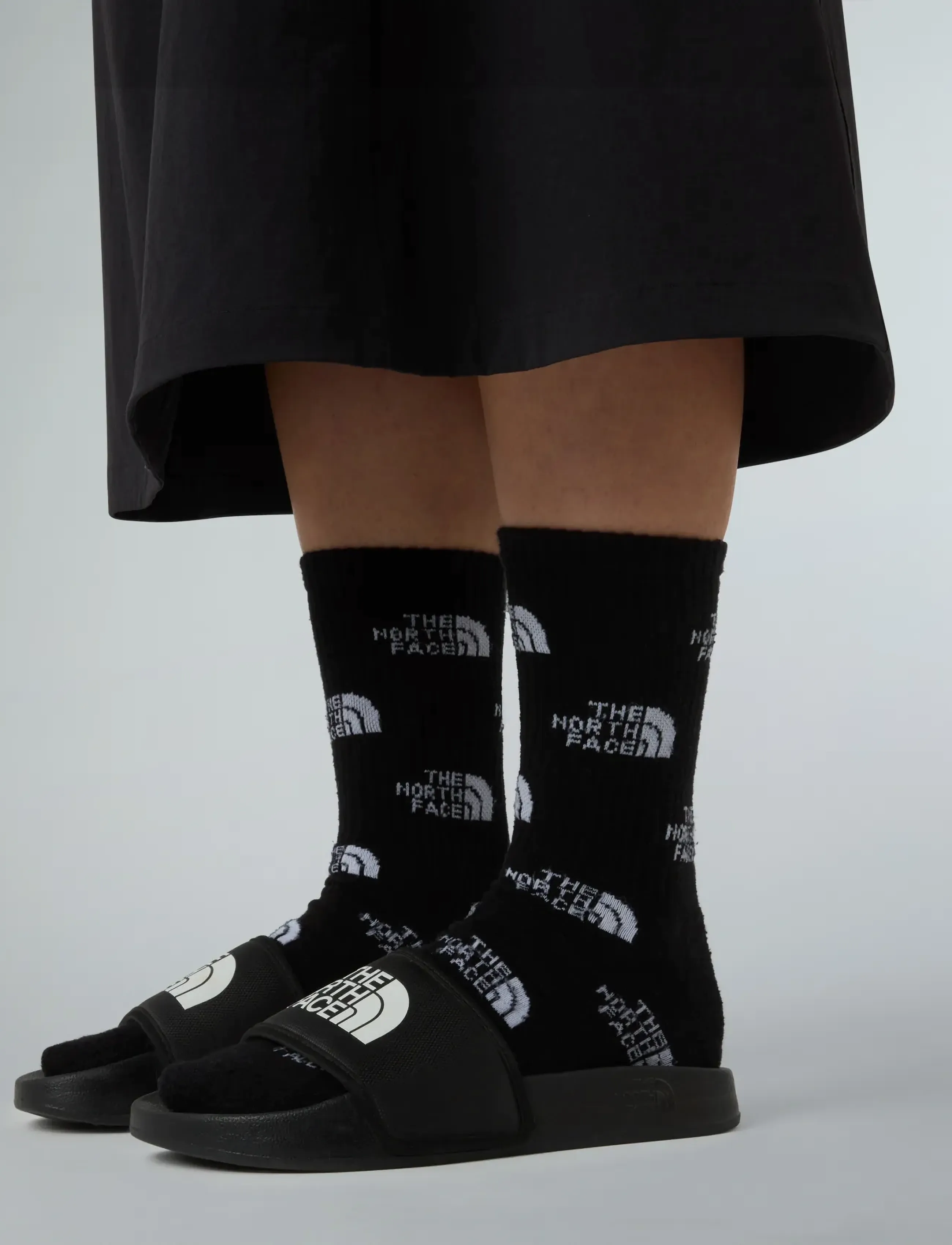 The North Face W Base Camp Slide Iii, 37, Sandals, Schwarz - Pool Sliders, Frauen