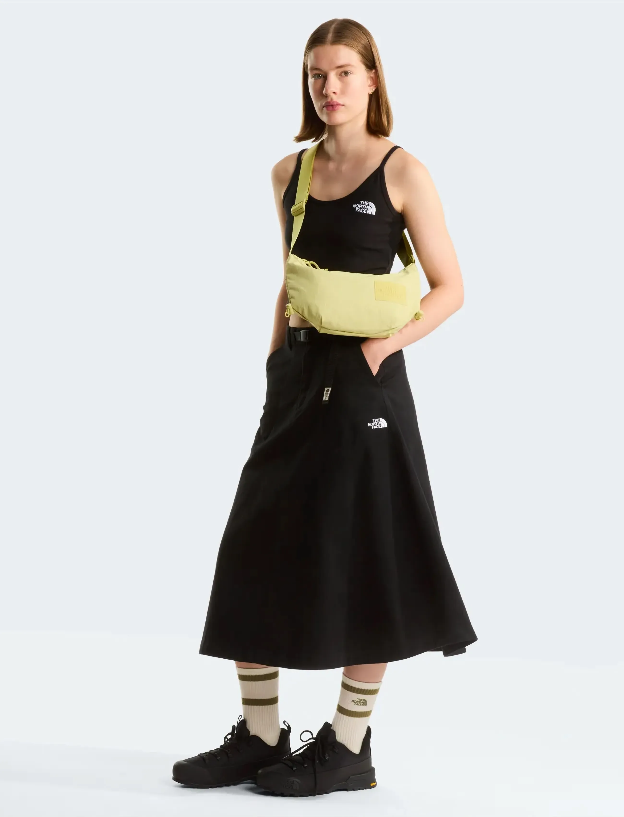 The North Face - W SIMPLE DOME SLIM CROP TANK - crop-tops - black - 3