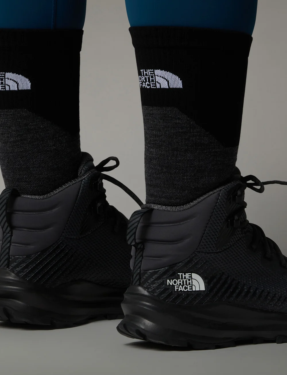 The North Face - W VECTIV FASTPACK MID FUTURELIGHT - Žieminiai batai - tnf black/asphalt grey - 0