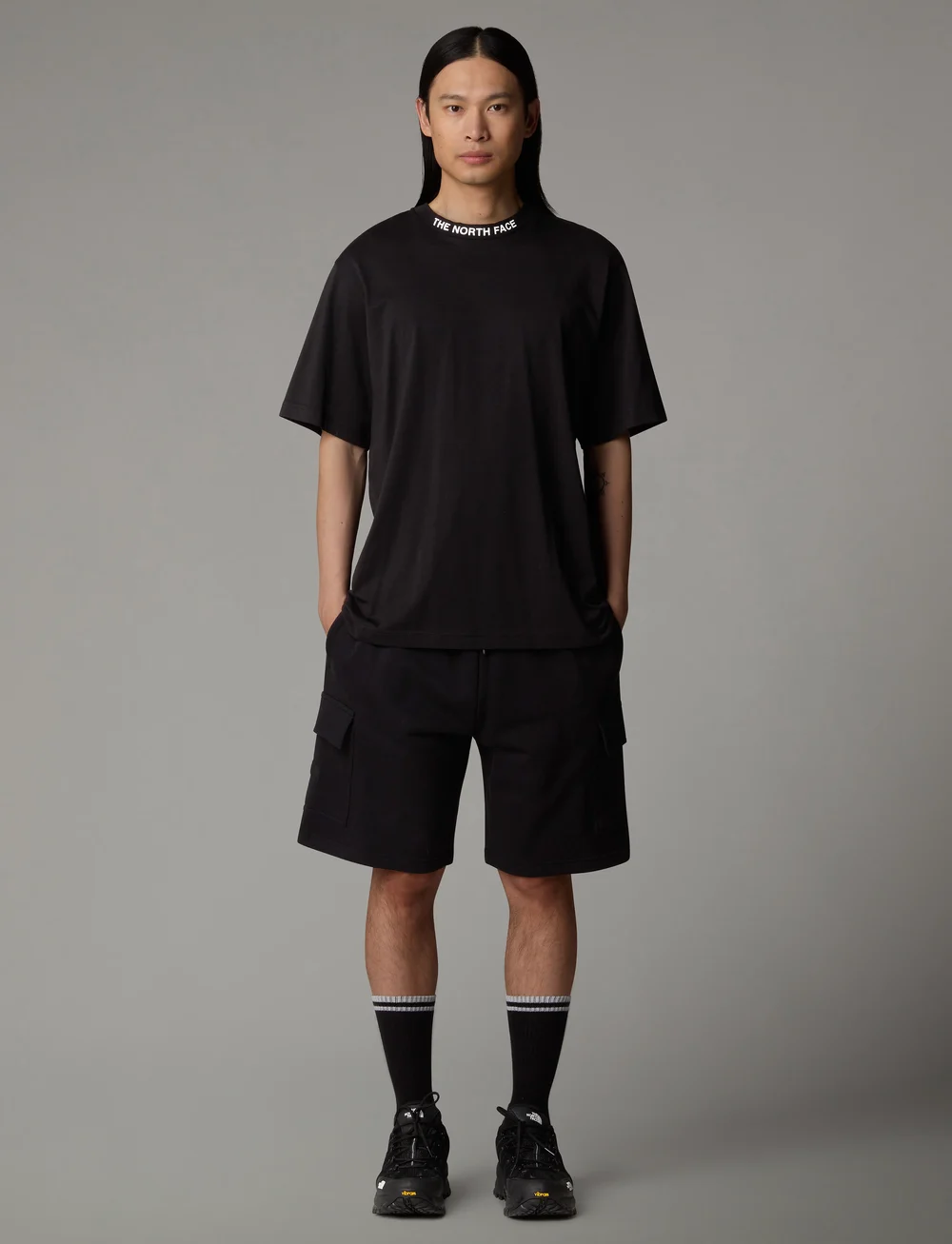 The North Face - M SS ZUMU RELAXED TEE - oberteile & t-shirts - black - 3