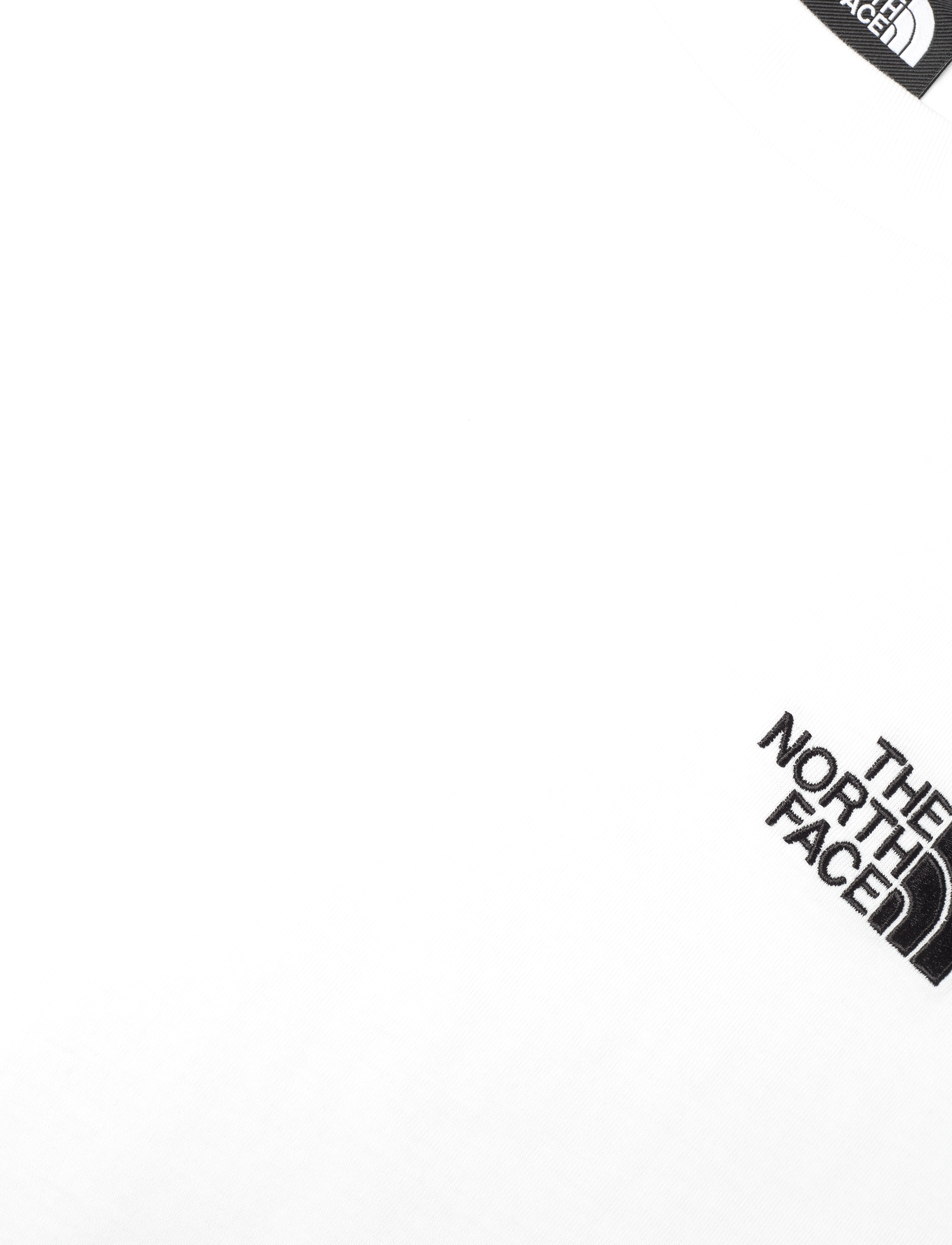The North Face - W SS ESSENTIAL OVERSIZE TEE - madalaimad hinnad - white - 2
