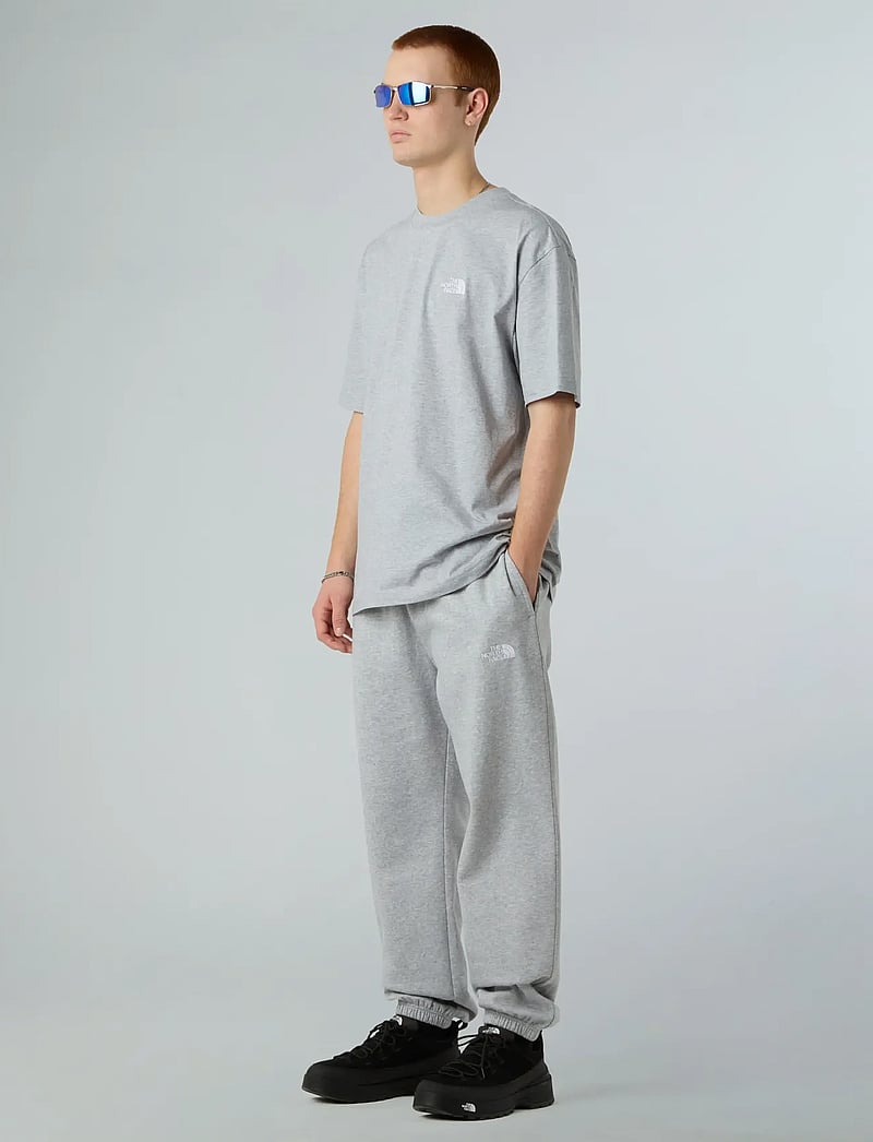 The North Face - M SS ESSENTIAL OVERSIZE TEE - t-shirts - tnf light grey heather - 3