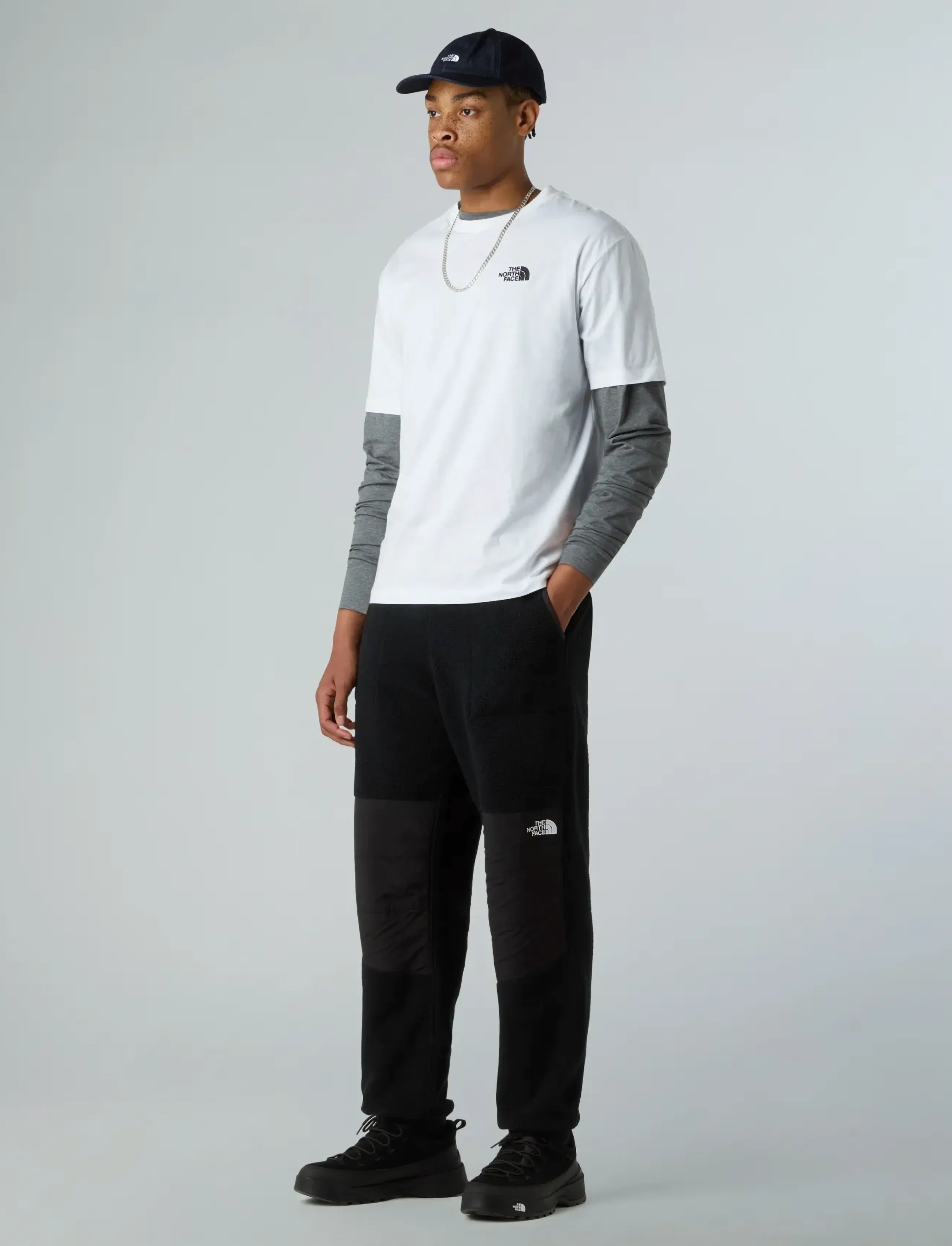 The North Face - M SS ESSENTIAL OVERSIZE TEE - t-shirts - white - 3