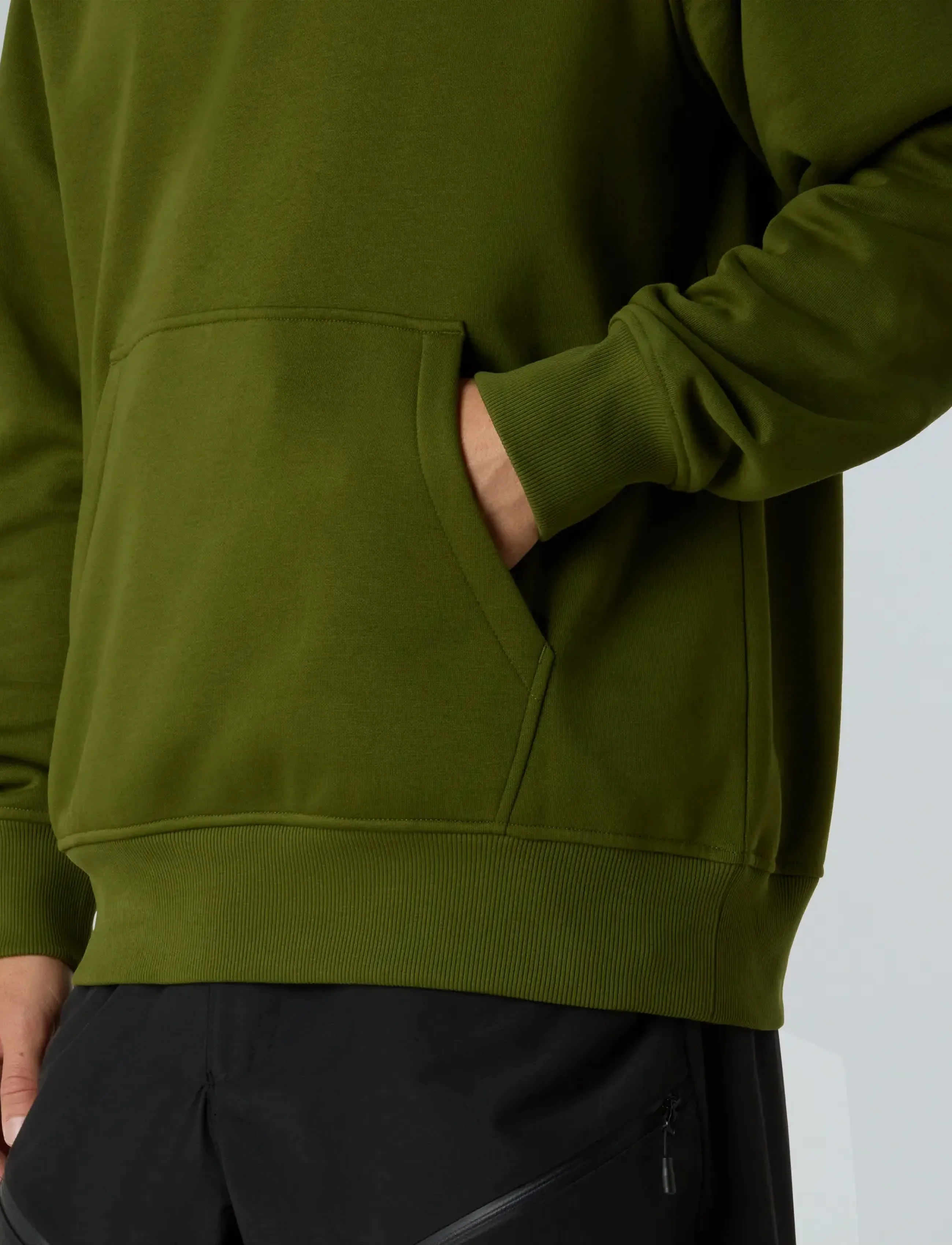 The North Face - M RAGLAN BOX NSE REGULAR HOODIE - viršutinės dalies drabužiai - woodland green/tnf blac - 4